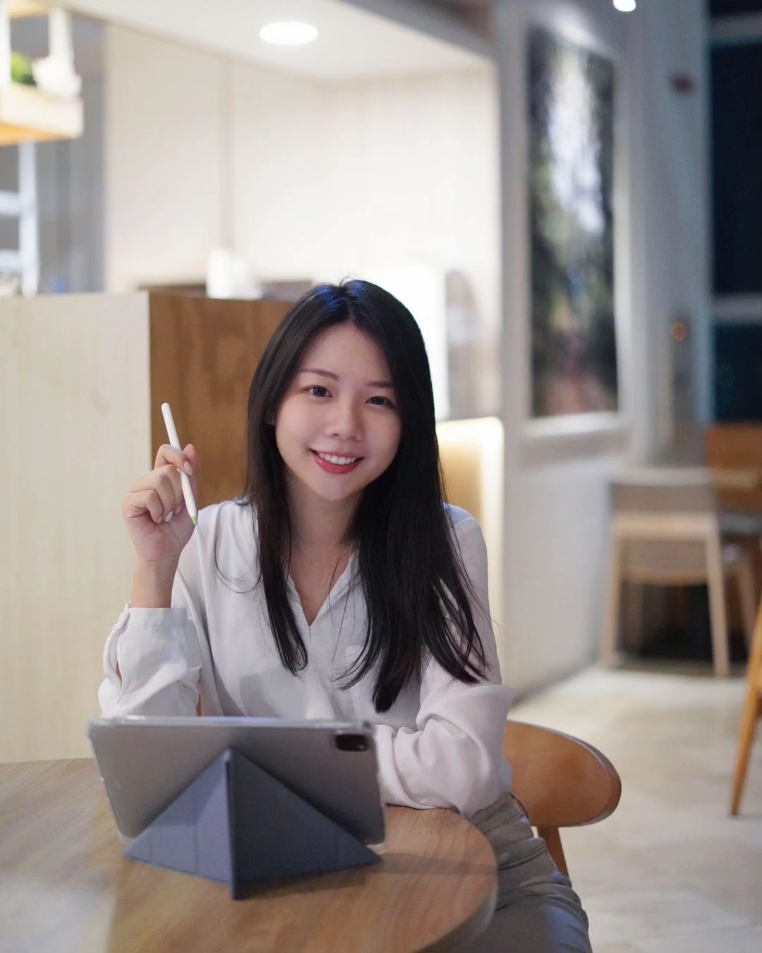 正妹老師「芊聿」燦爛笑顏太迷人體態也感到驚豔-第1章-图片7