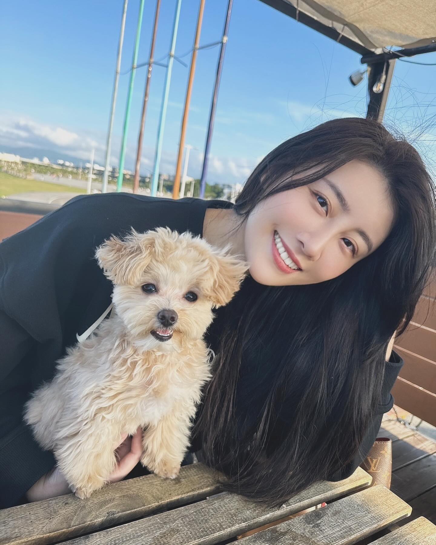 女神「林真亦YUNA」姣好臉蛋惹火身材讓人看得好陶醉-第1章-图片2