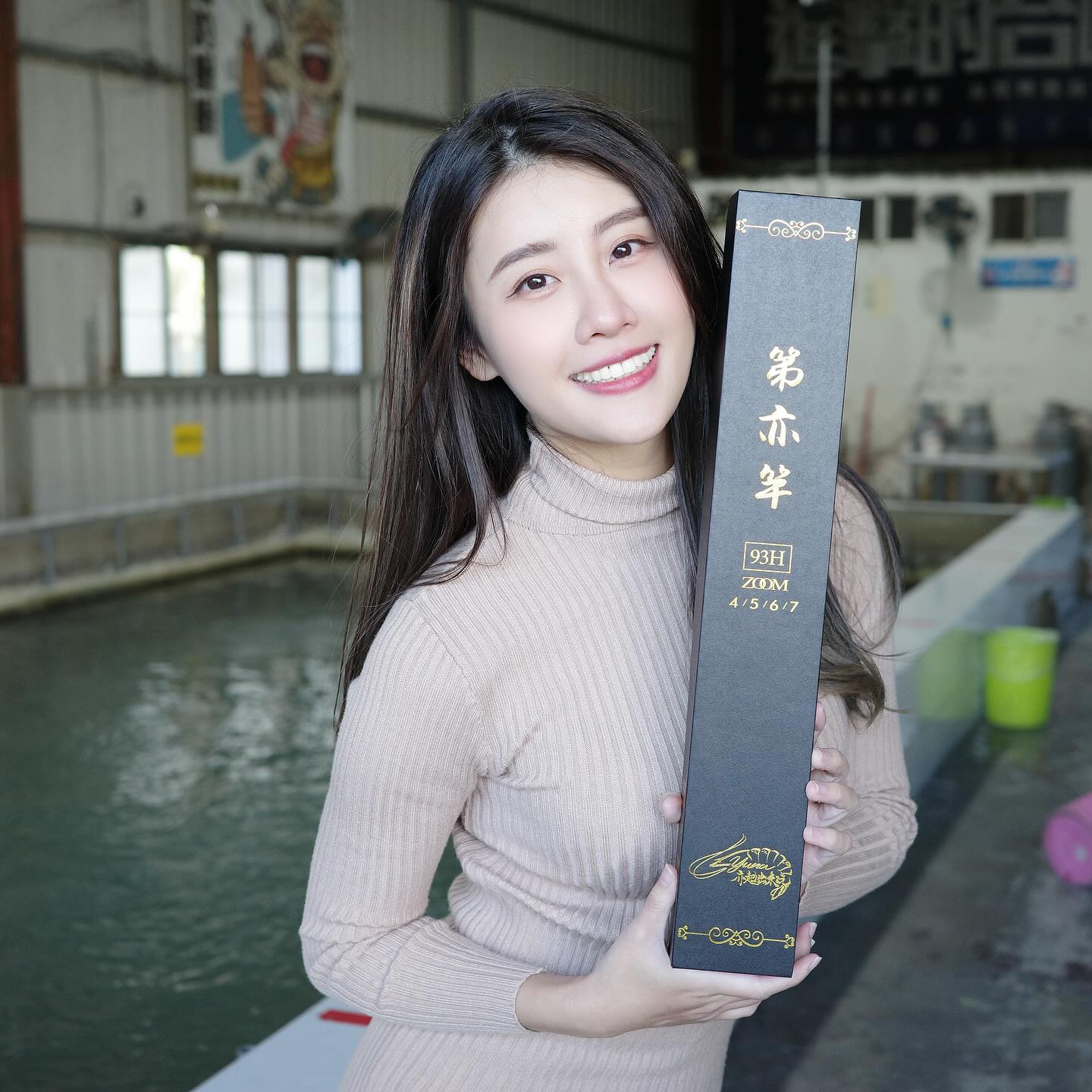 女神「林真亦YUNA」姣好臉蛋惹火身材讓人看得好陶醉-第1章-图片3