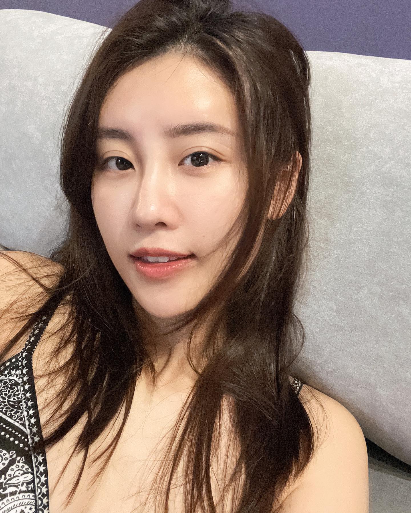 女神「林真亦YUNA」姣好臉蛋惹火身材讓人看得好陶醉-第1章-图片7