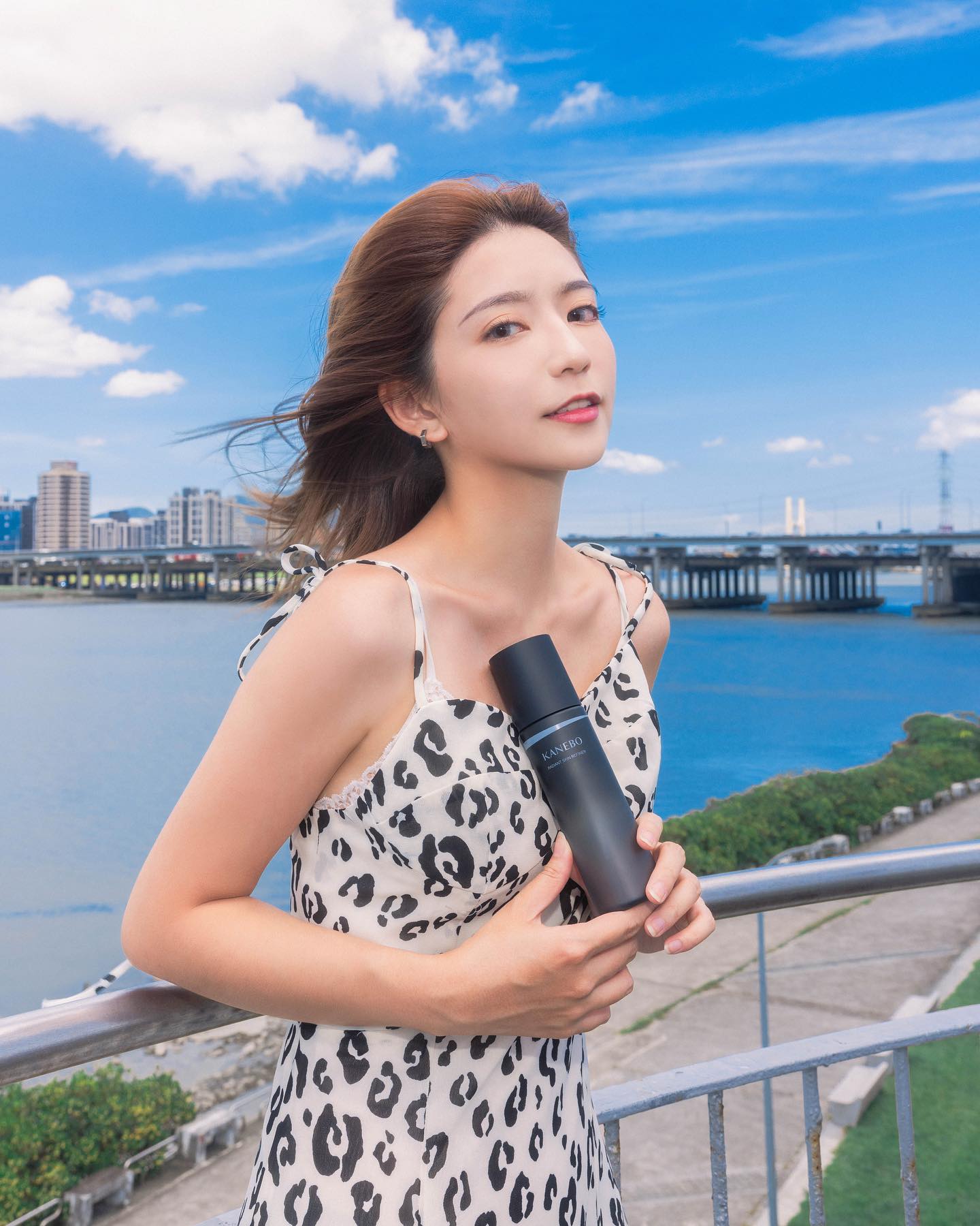 甜美女孩「拔辣若茵」迷濛大眼好誘惑！給人濃濃戀愛感-第1章-图片9