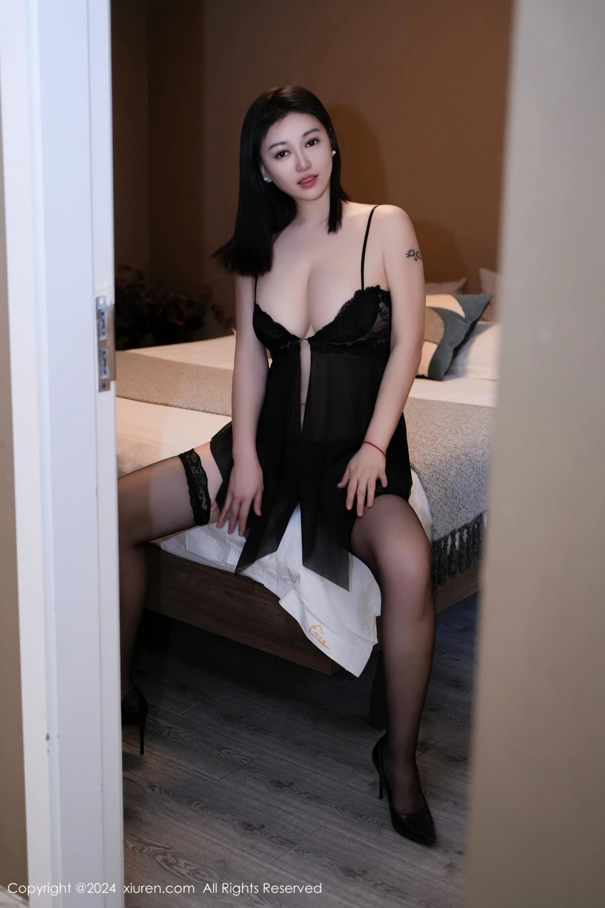 【XiuRen秀人網】2024.03.25 Vol.8281 雅茹老師 完整版無水印寫真【74P】-第1章-图片12