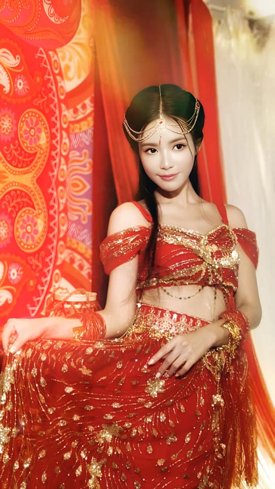 【網路收集】台灣美腿女郎黃書庭 美女棚拍寫實 (九)-第1章-图片19