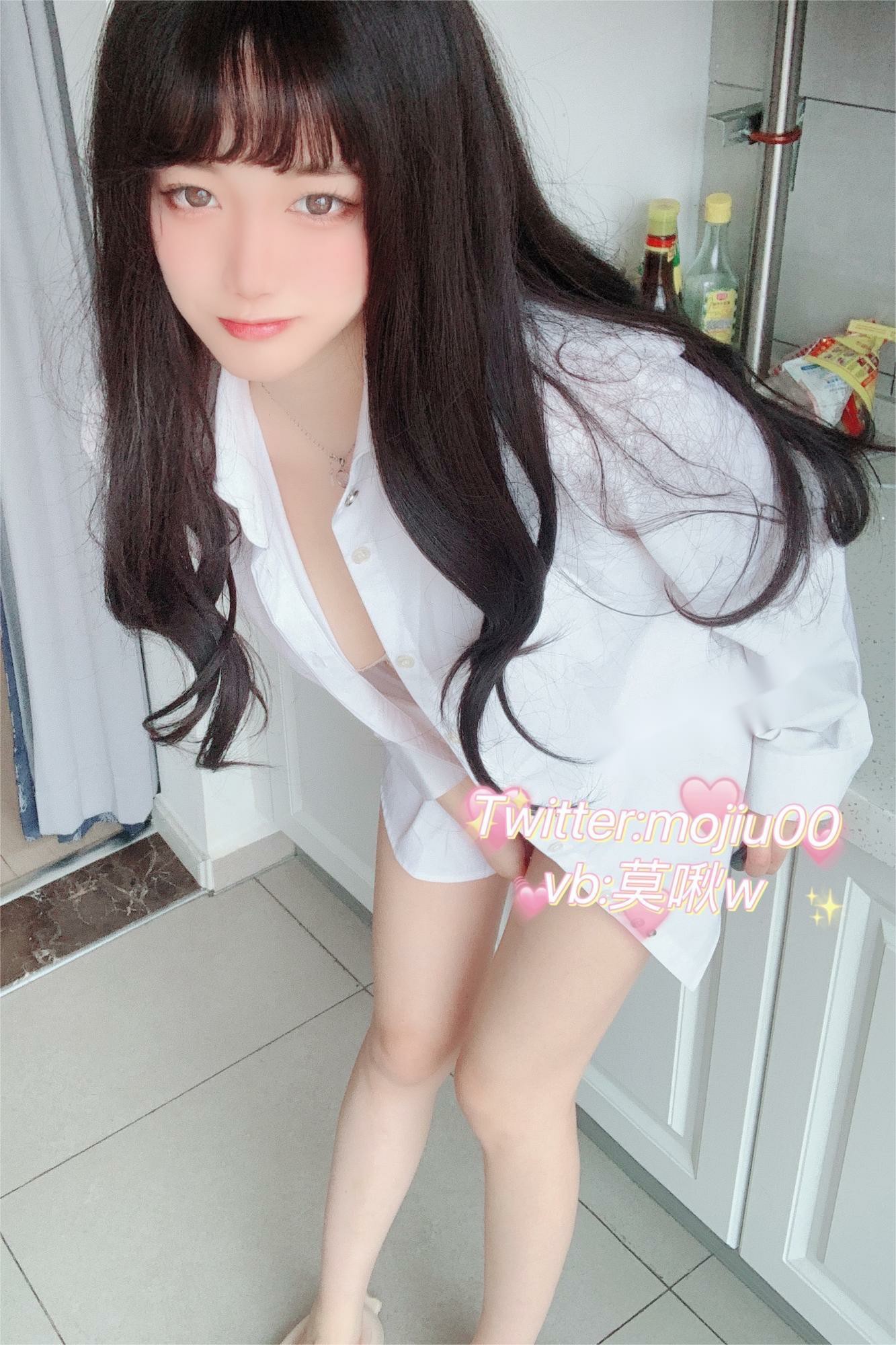 【網路收集】福利姬莫啾W 《私人訂製白襯衫》-第1章-图片24