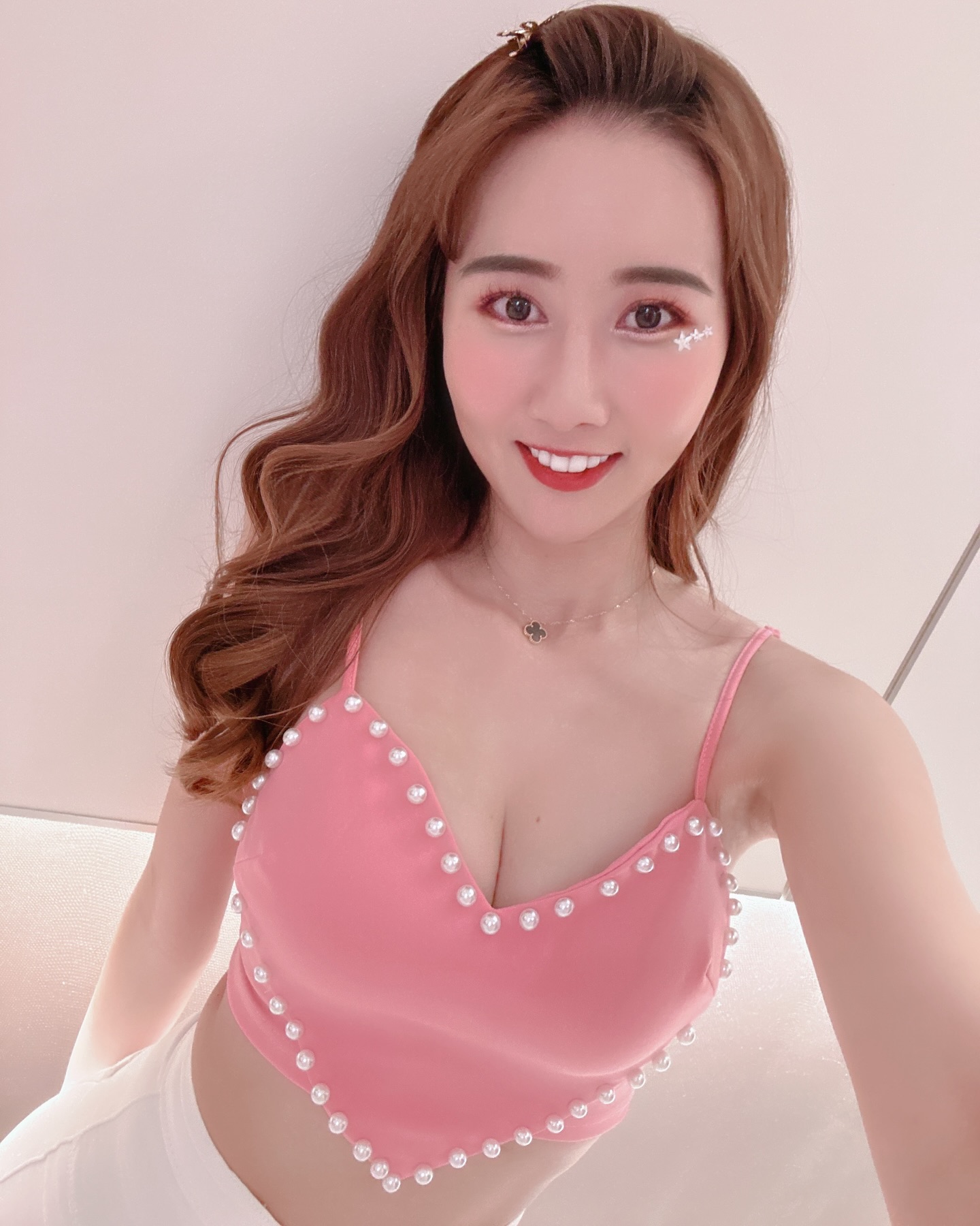 正妹「軒軒」臉蛋太甜了......火辣美體讓你全身酥麻-第1章-图片7