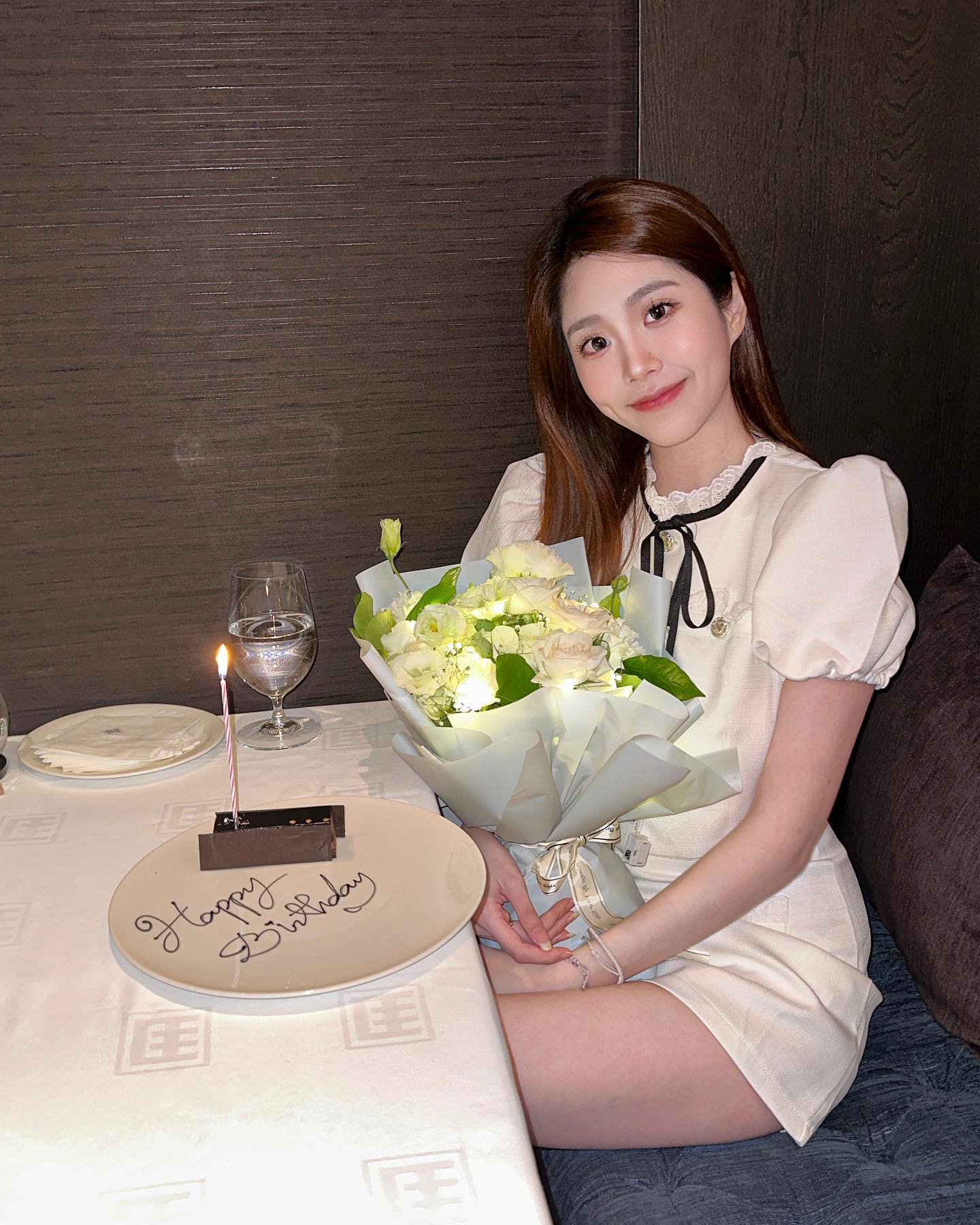 長腿甜心「李花fafa」火辣身材佔據畫面.....誰受得了-第1章-图片8