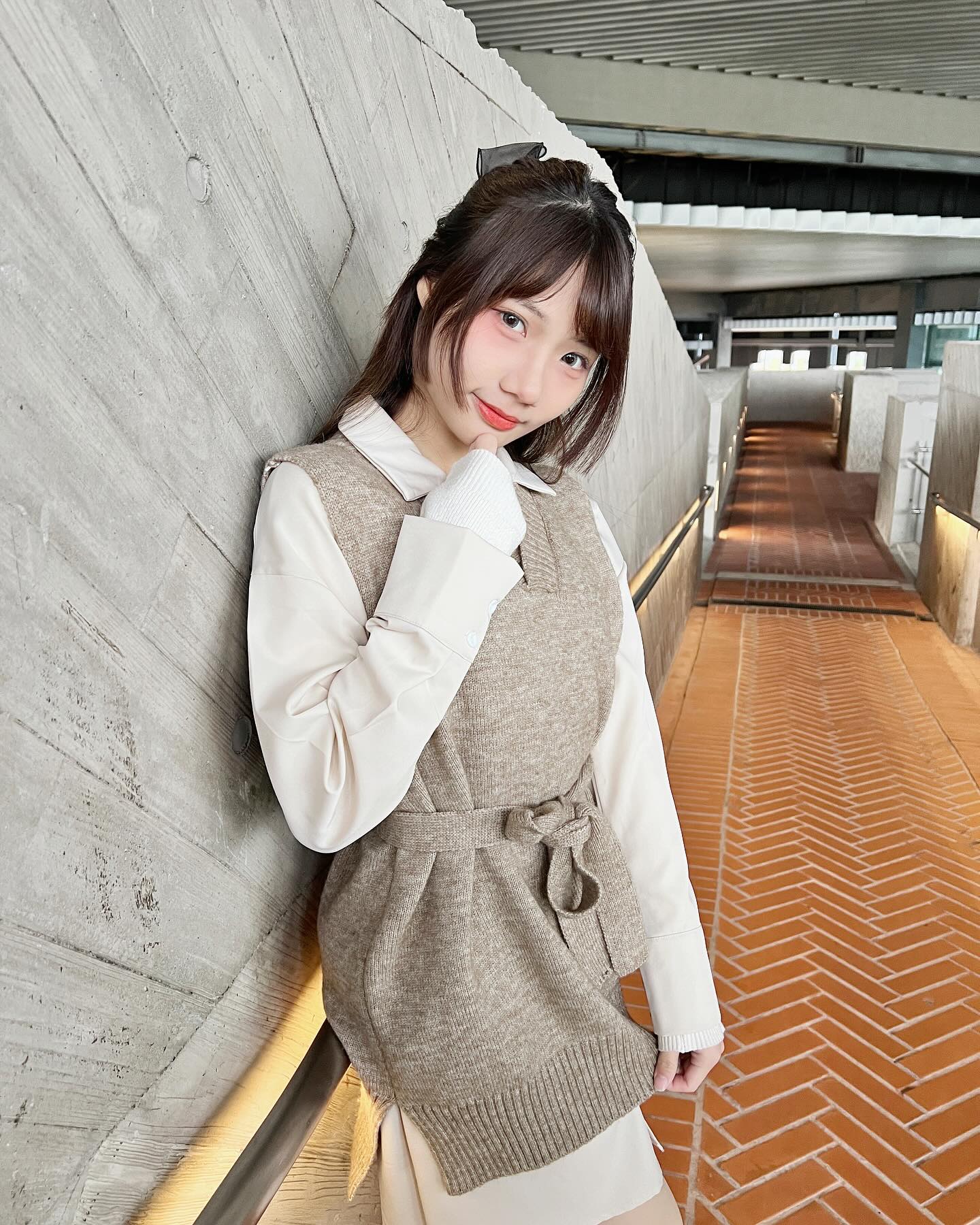 爆乳妹「nimo尼莫」渾圓形狀好犯規讓人血脈噴張-第1章-图片8