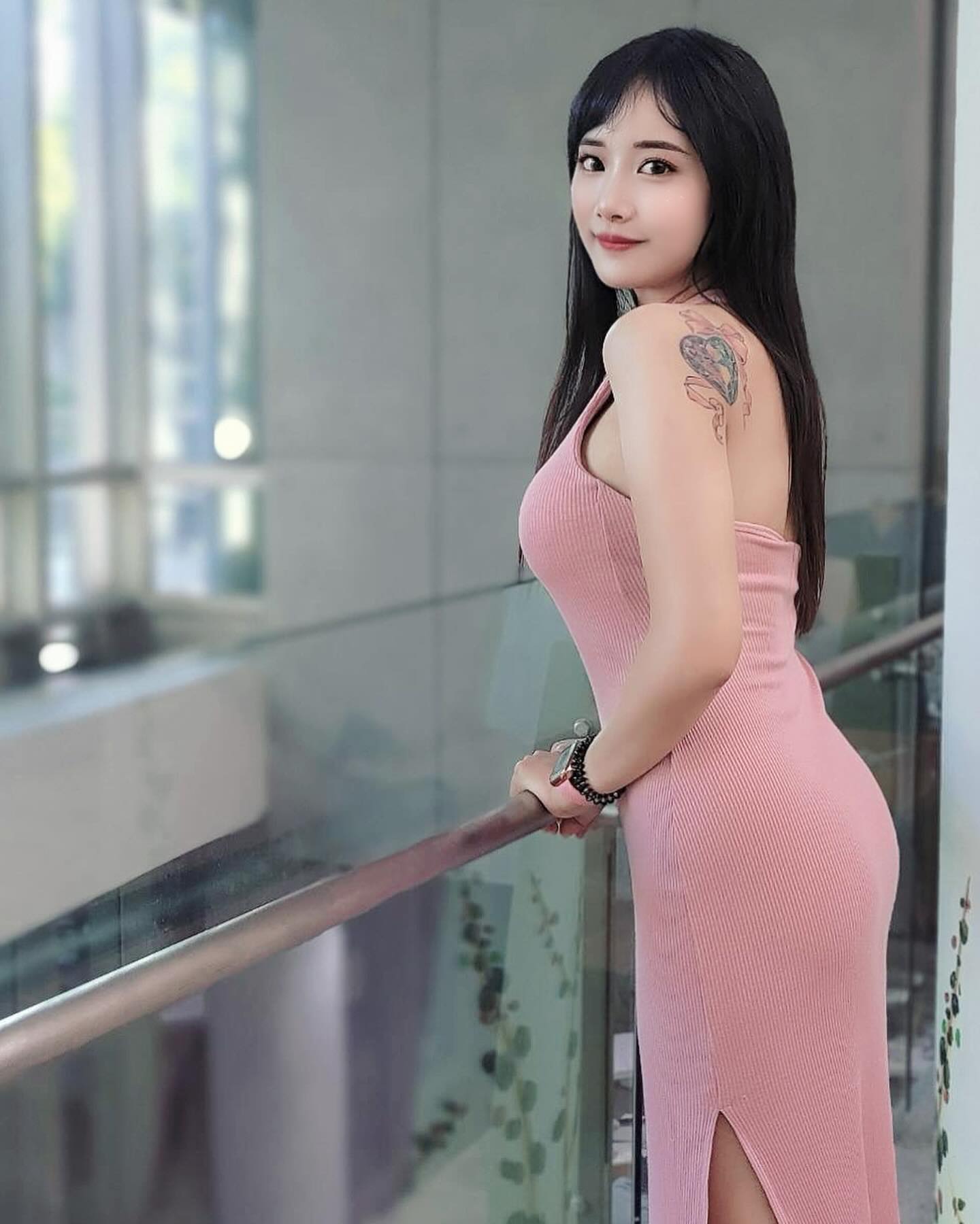 羽球甜心「小皮」極度誘人的身材太挑逗 看起來很有料-第1章-图片8