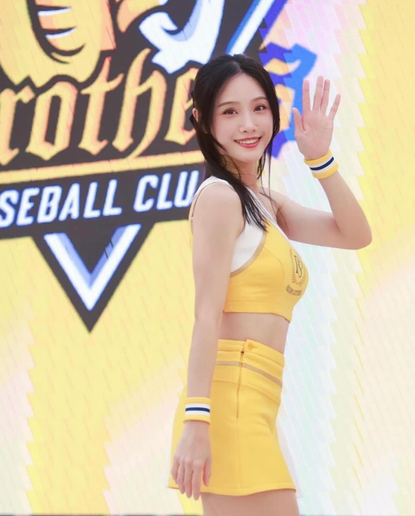 氣質女神「君白」仙氣十足....整個眼神散發溫柔魅力-第1章-图片4