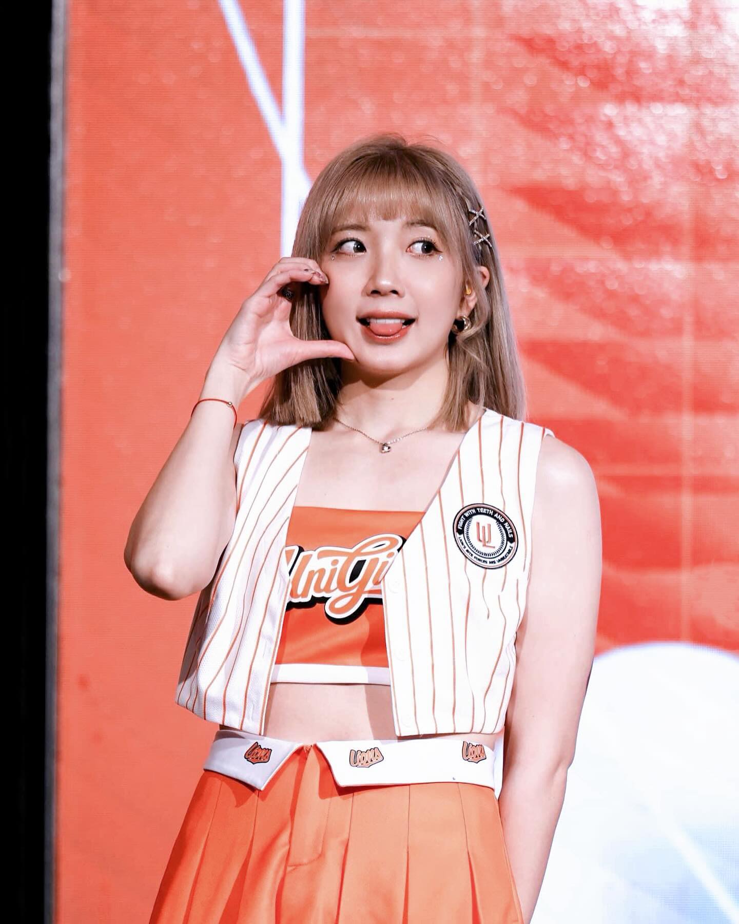 美艷女孩「廖幼齒」銷魂線條逼死人 完美弧度好誘惑-第1章-图片3