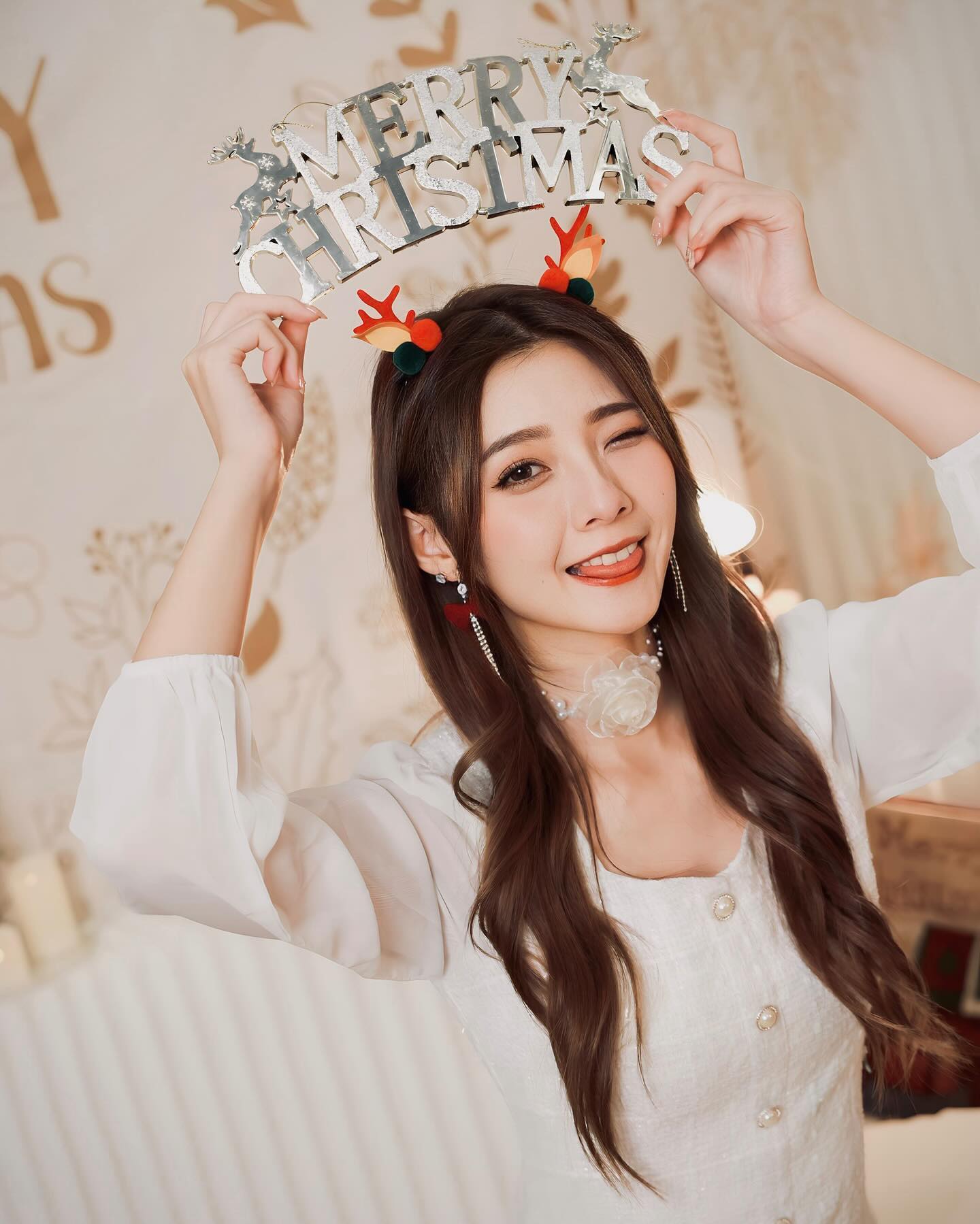 正妹「汶汶」顏值跟乳量兼具 身姿性感誘人-第1章-图片5