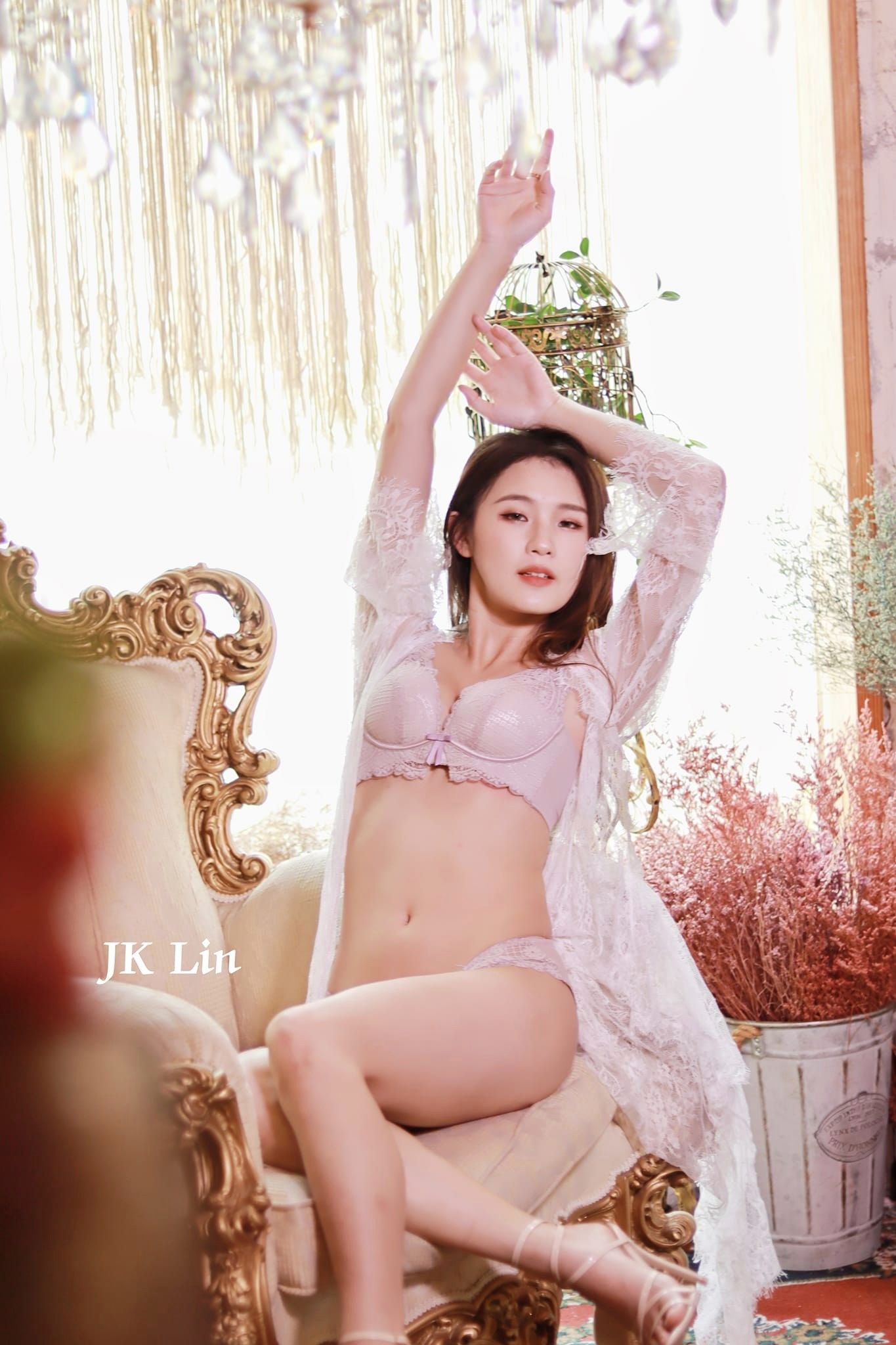 【網路收集】台灣美腿女郎花巧娟 氣質美女內衣外拍寫實 (六)-第1章-图片69