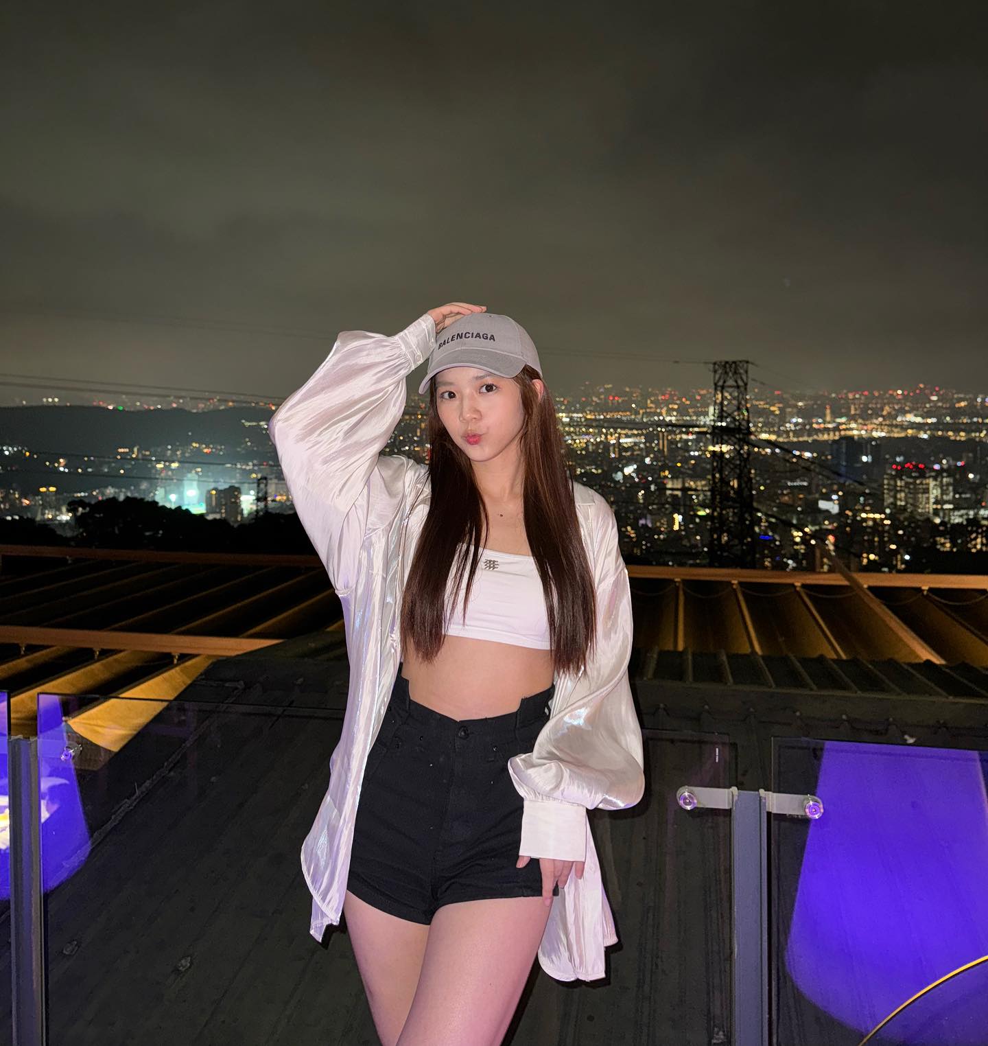 冠軍啦啦隊「神還原徐老師」吸百萬粉朝聖 她上節目豁出去-第1章-图片7