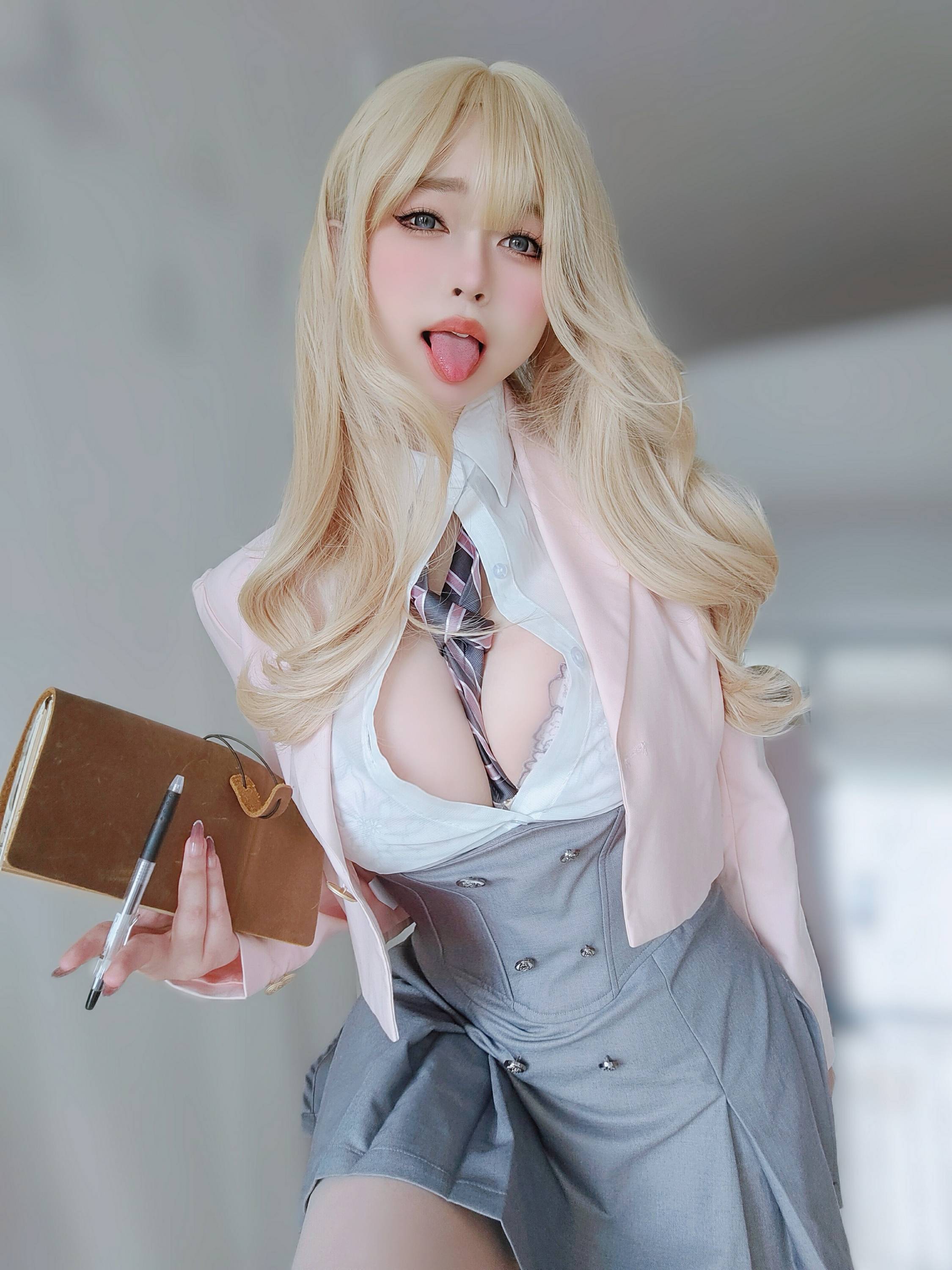 【網路收集系列】福利姬 女主K《 催眠傲嬌的前輩 》VIP福利帖全【81P】-第1章-图片2