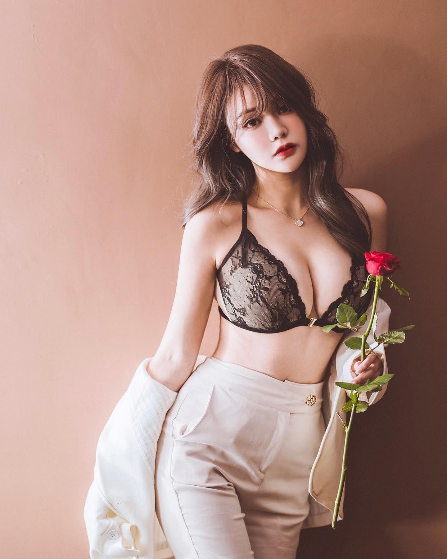 直播正妹「孫卉彤Candy」誘人身材完美比例超吸睛-第1章-图片5