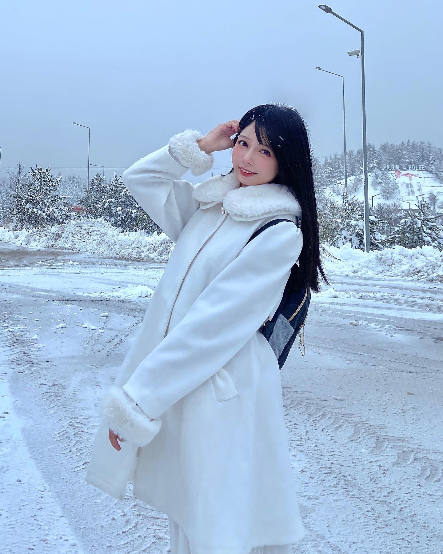 大眼嫩妹「劉瑋晞」可愛挑逗擄獲你的心-第1章-图片4