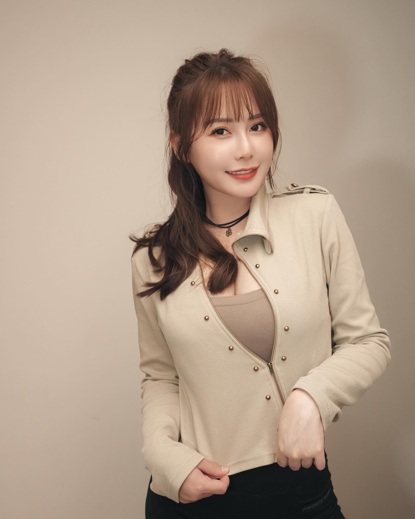 美艷辣模「陳樂樂」甜美不失性感 豐滿上圍讓人為之一亮-第1章-图片2