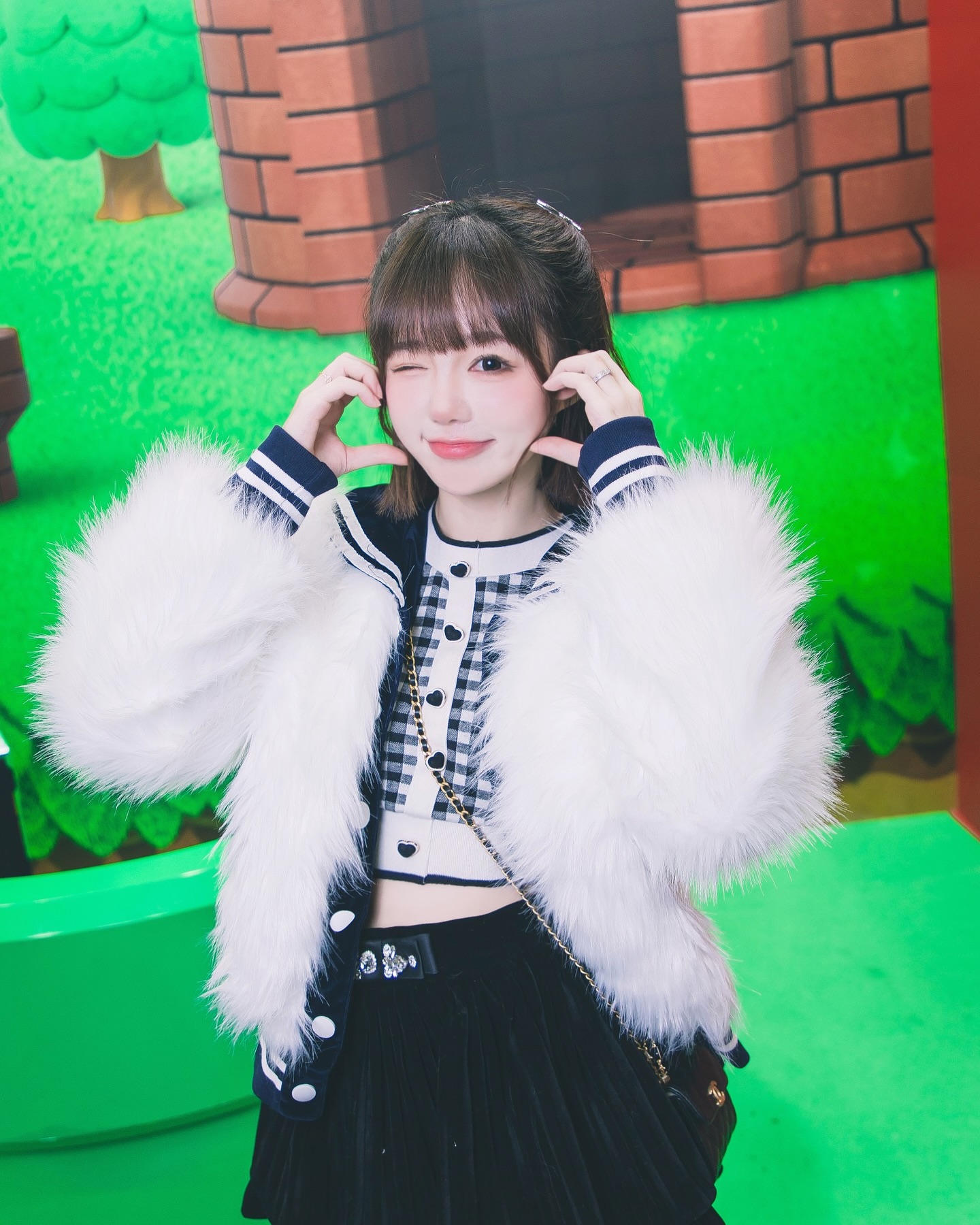 大眼正妹「妮妮子」姣好身材不藏了！迷人曲線全放送-第1章-图片2