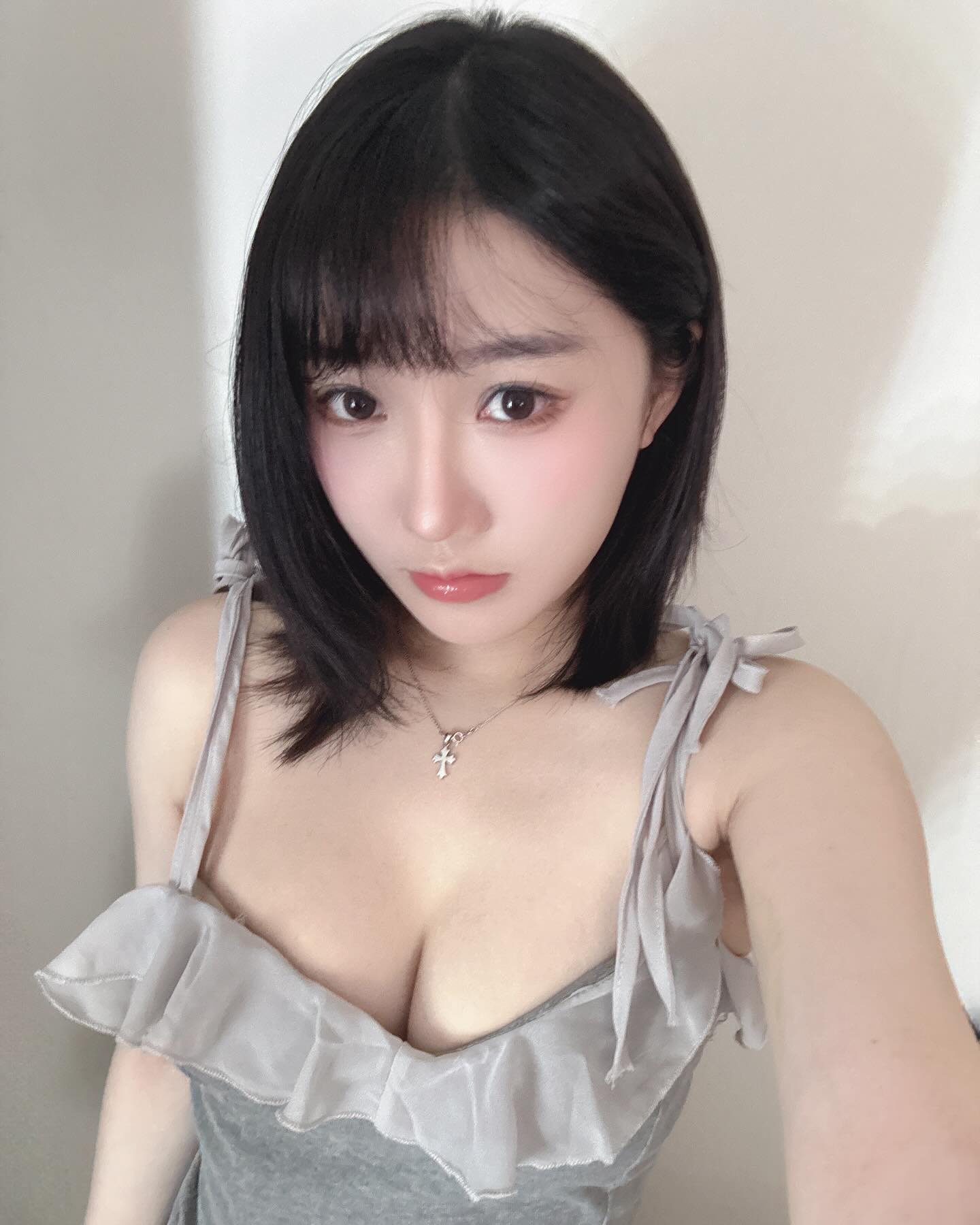 正妹實況主「蝴蝶兒」唯美誘惑讓你難以抗拒-第1章-图片3