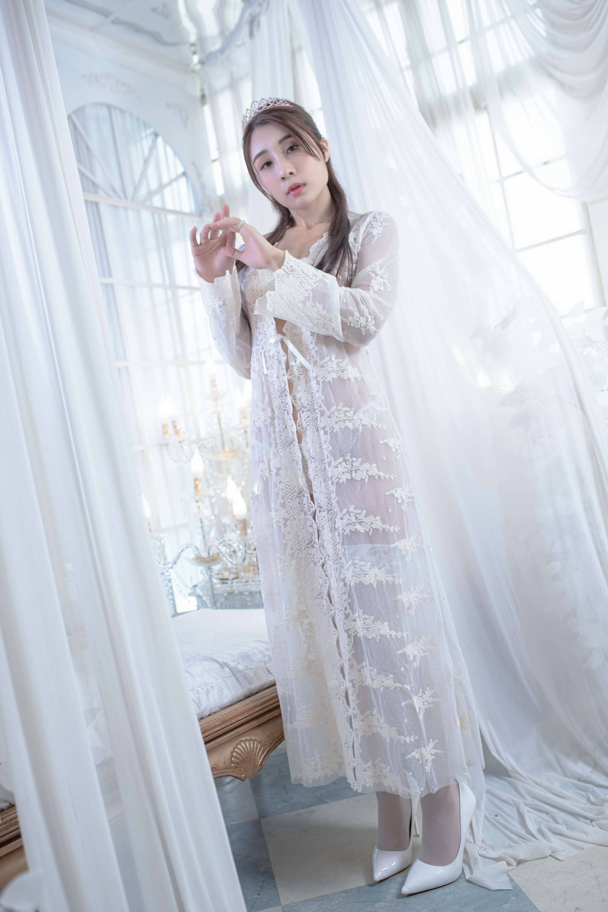 【美腿番外篇系列】長腿美模 kikikuo性感蕾絲內衣 高跟美腿【85P】-第1章-图片8