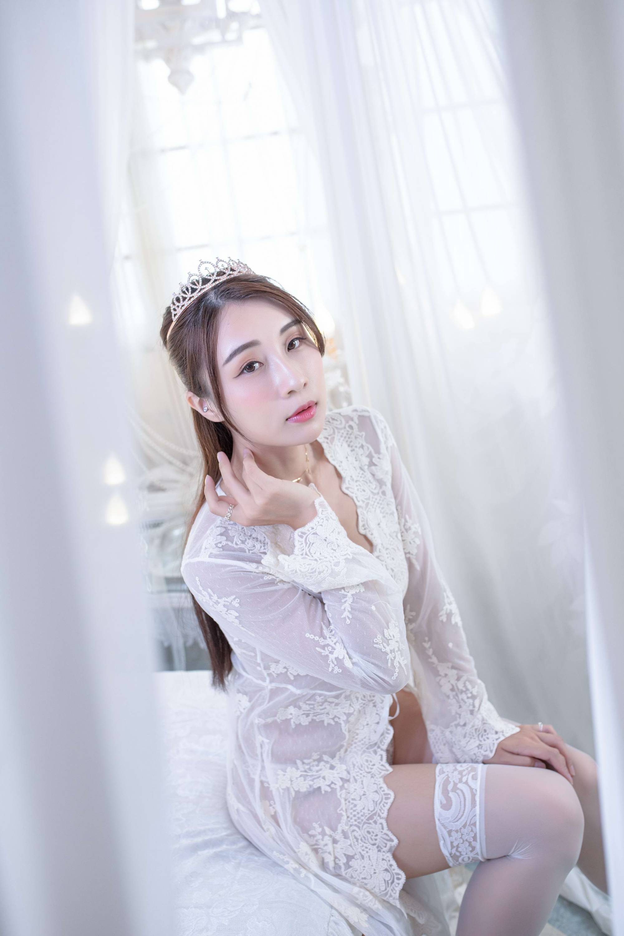 【美腿番外篇系列】長腿美模 kikikuo性感蕾絲內衣 高跟美腿【85P】-第1章-图片28