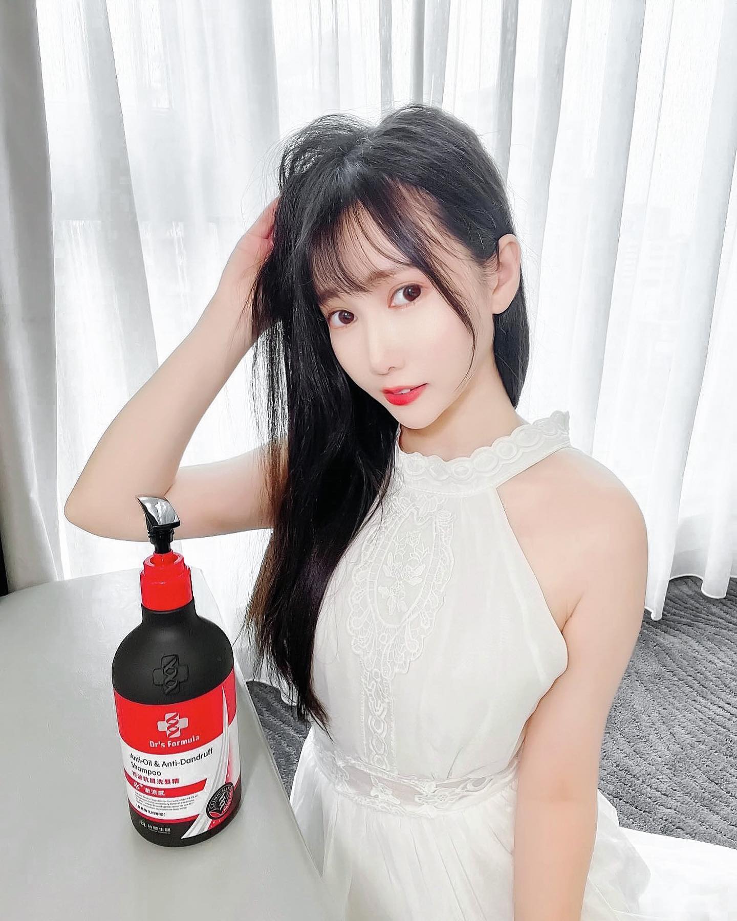 正妹「又又 黃鈺文」令人陶醉的甜美臉蛋 姣好身材難以抗拒-第1章-图片7