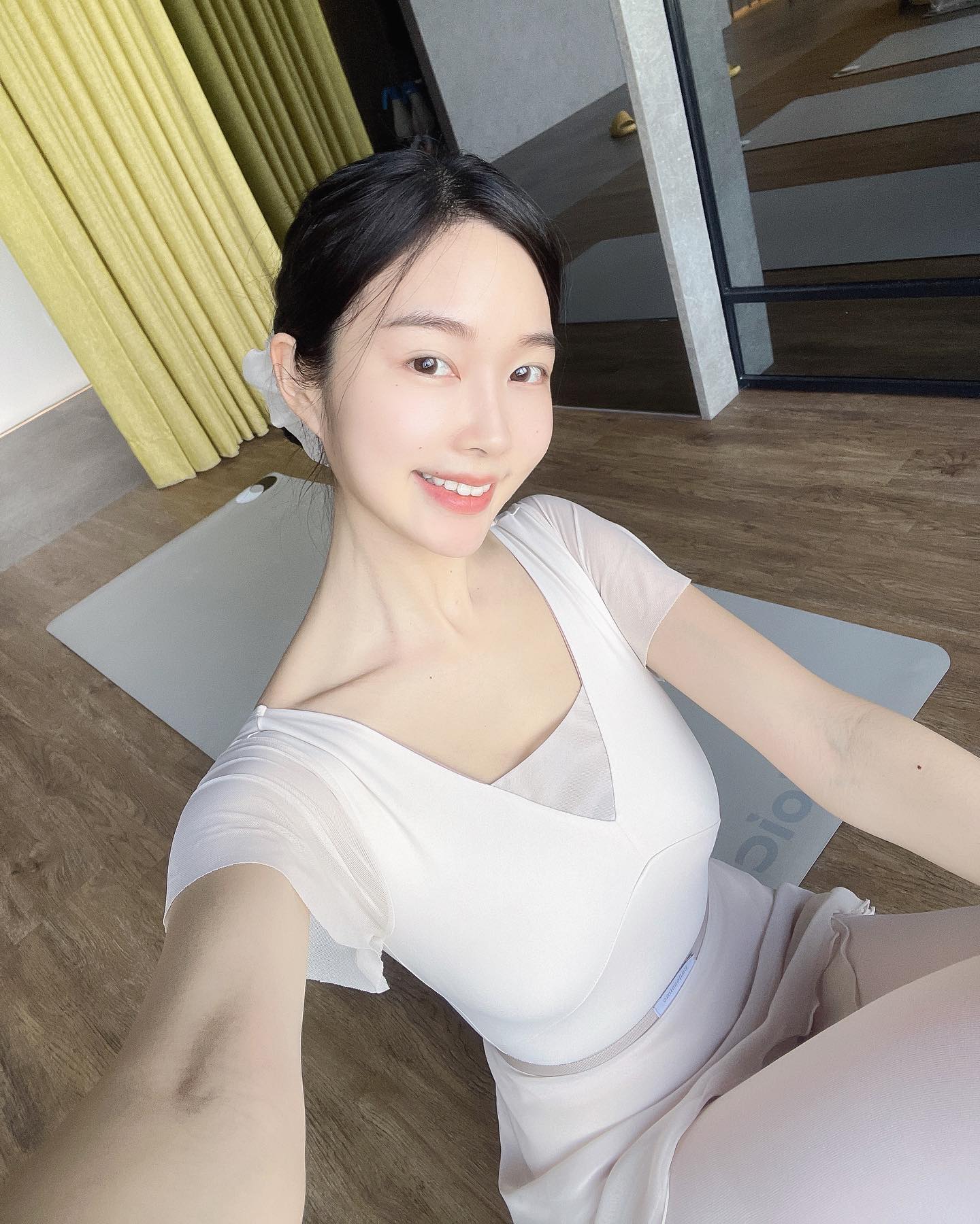 「Rubis上晏 」飽滿胸型好凸出 逆天身材太性感-第1章-图片2