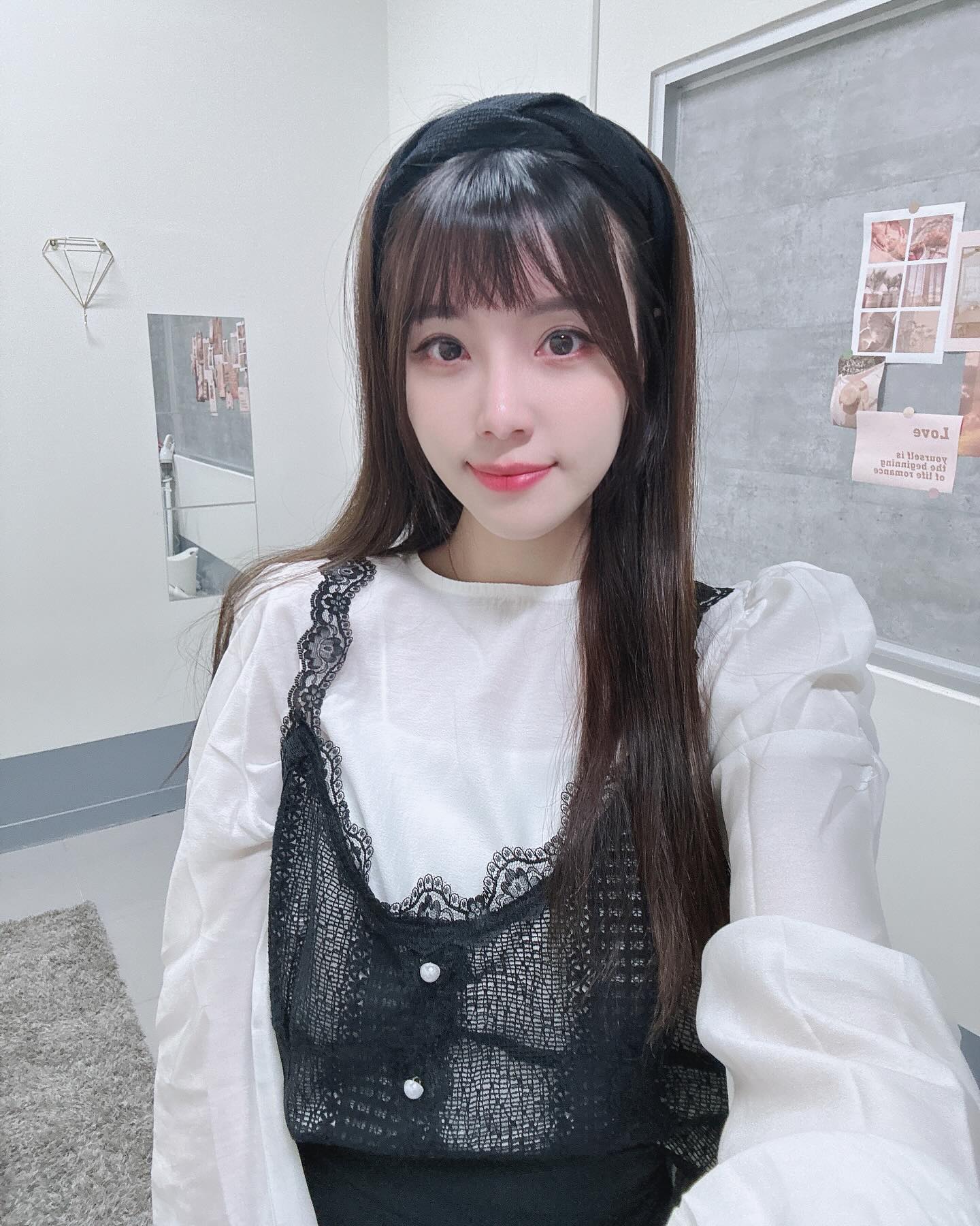 無雙樂團正妹「小彩Zaya」水汪大眼讓人戀愛啦-第1章-图片2