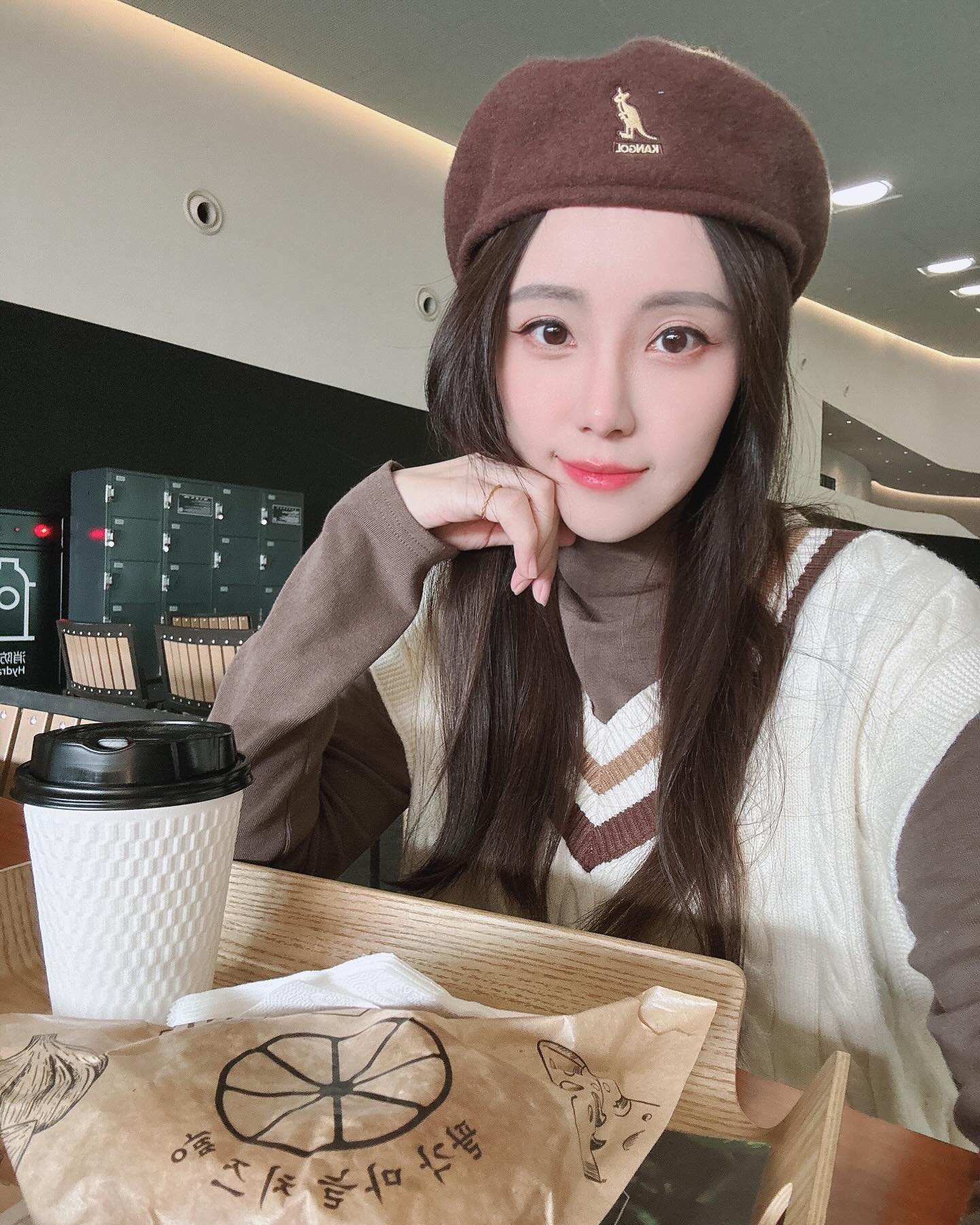 無雙樂團正妹「小彩Zaya」水汪大眼讓人戀愛啦-第1章-图片4