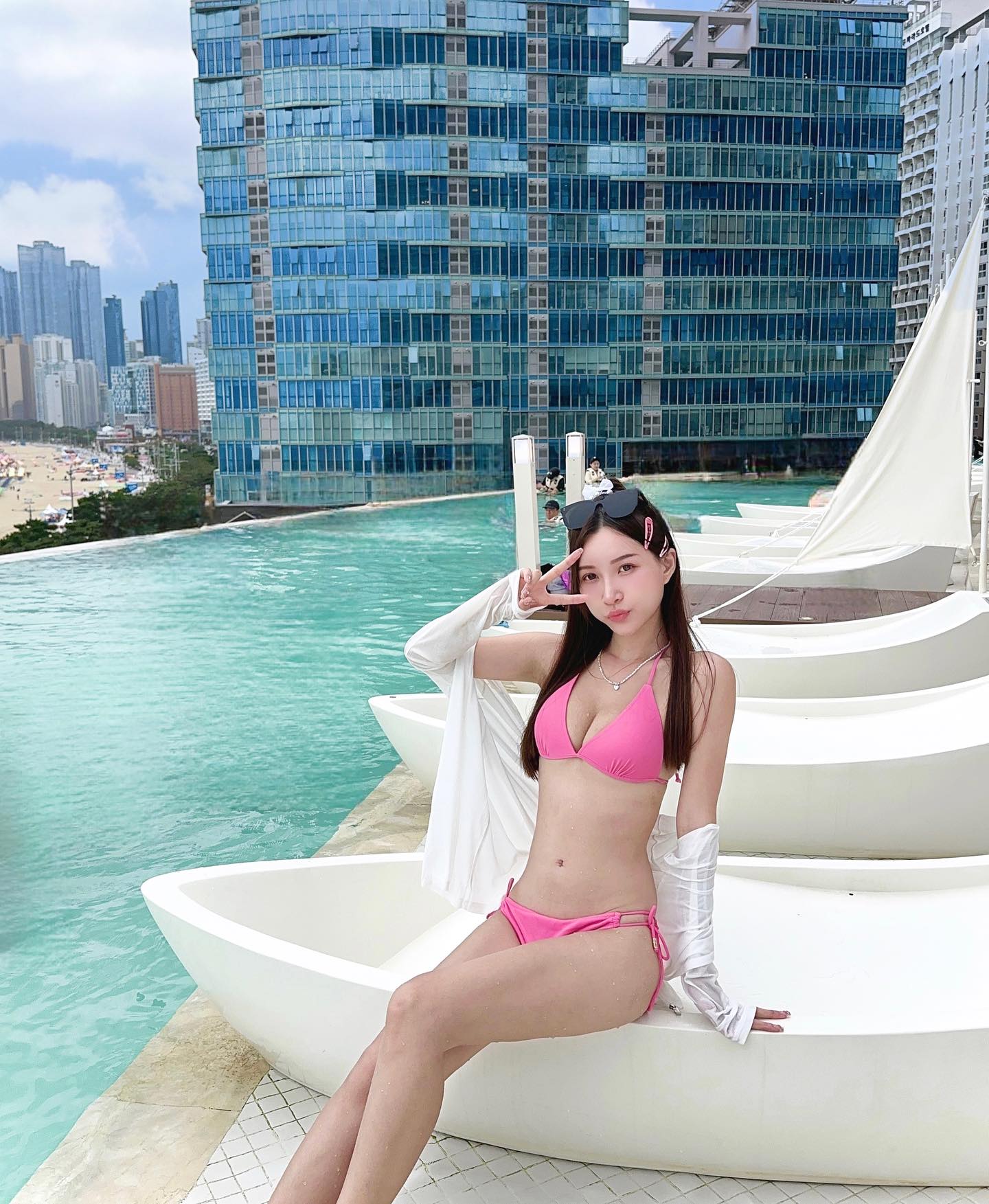 正妹「妮娜張張」上圍壯觀有料太逼人 火辣十足-第1章-图片6