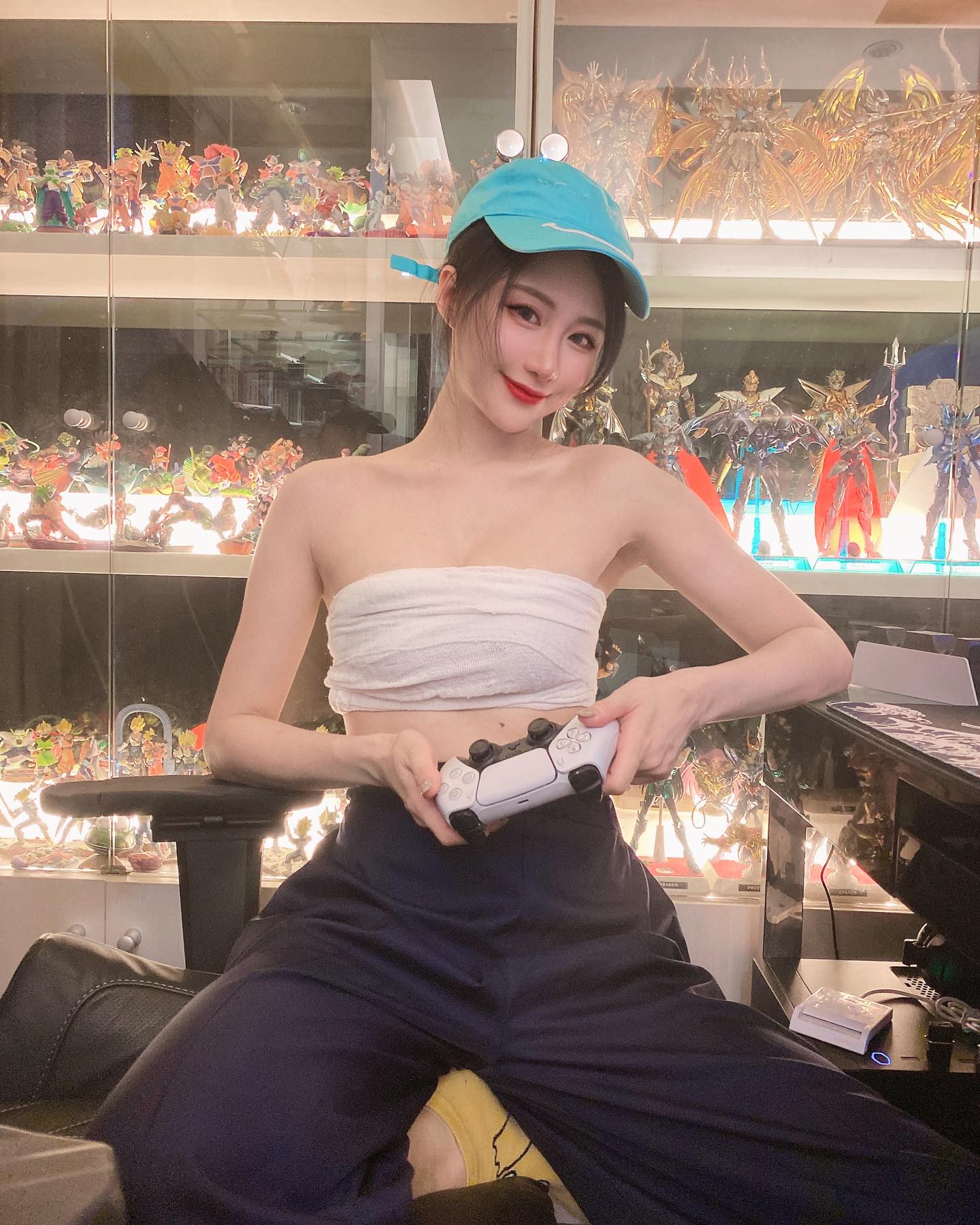 正妹「汪選璇」美乳曲線 身材養眼到極點！-第1章-图片8