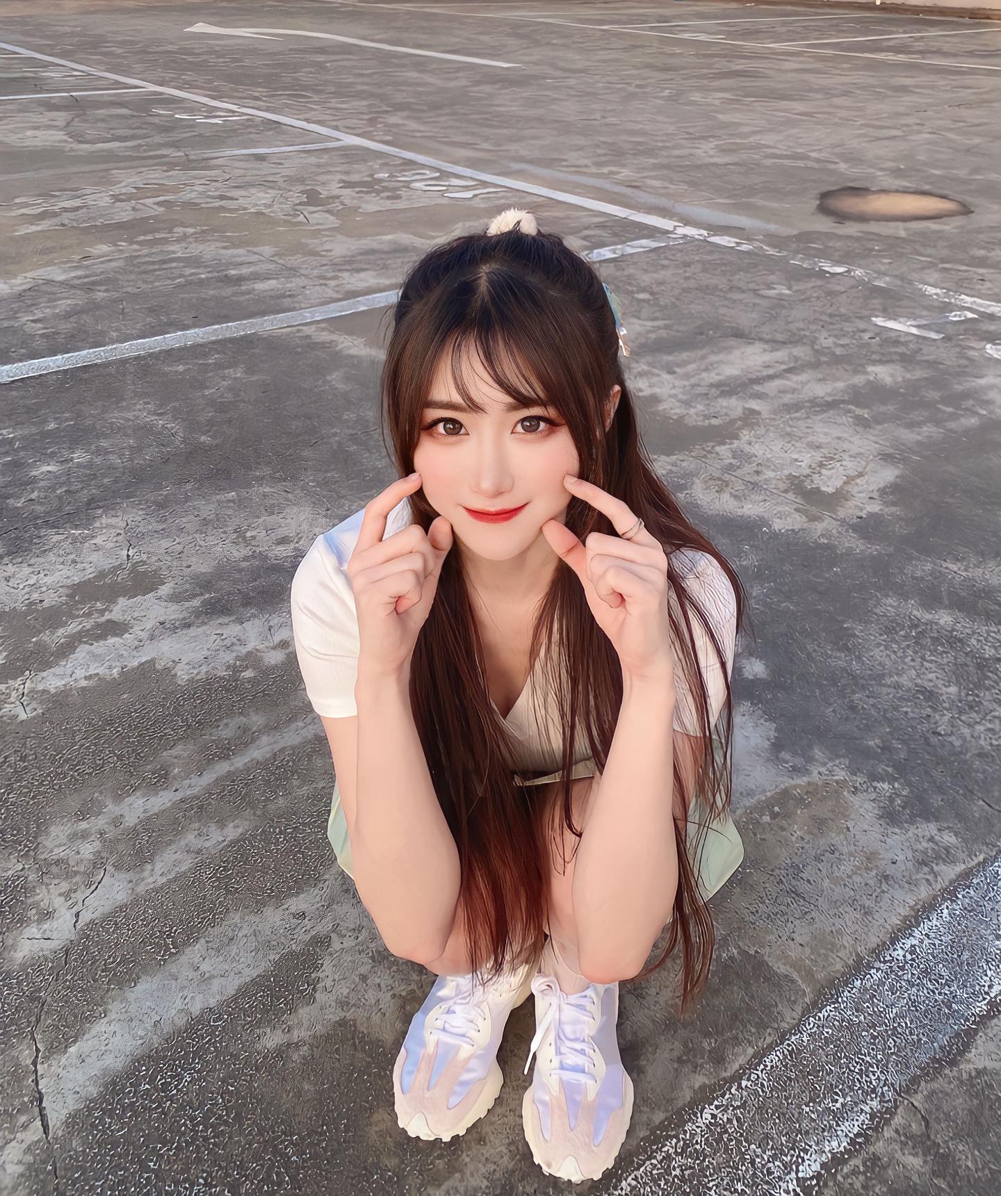 正妹「汪選璇」美乳曲線 身材養眼到極點！-第1章-图片9