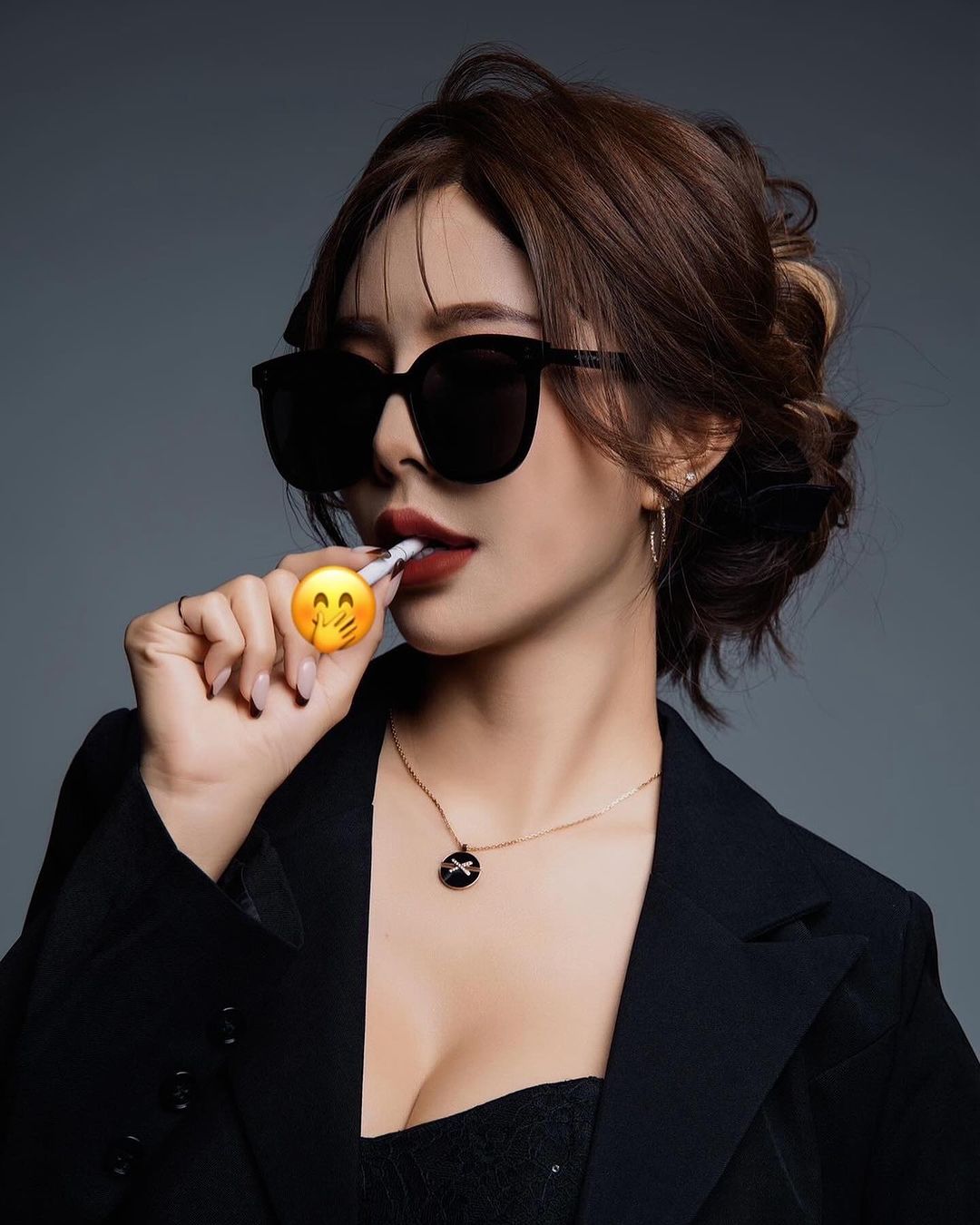 「高萱Kimmy」什麼！人前辣妹~人後御姐-第1章-图片9