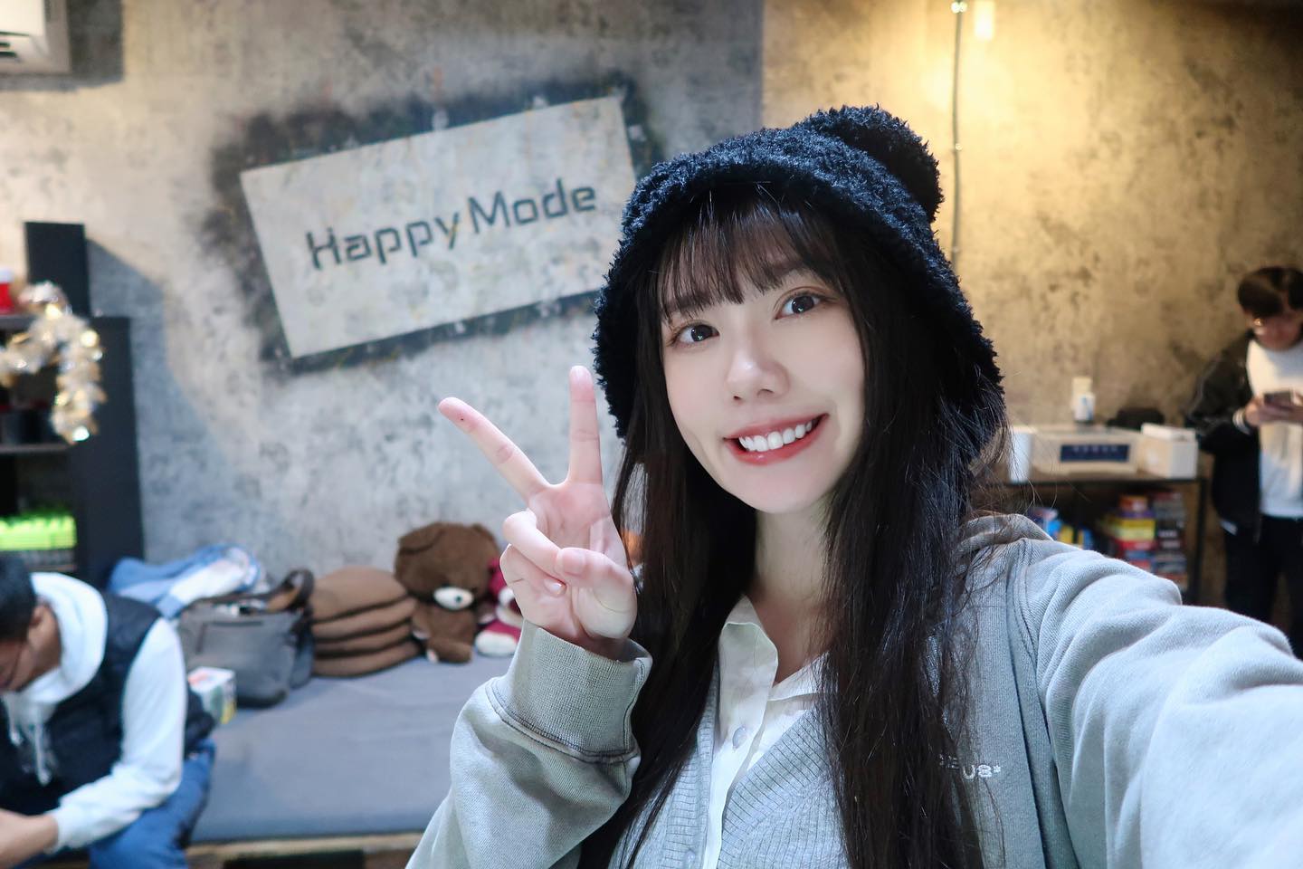 正妹直播主「皮皮17Baby」 穿著性感誘人！甜美笑容盡收眼底-第1章-图片3