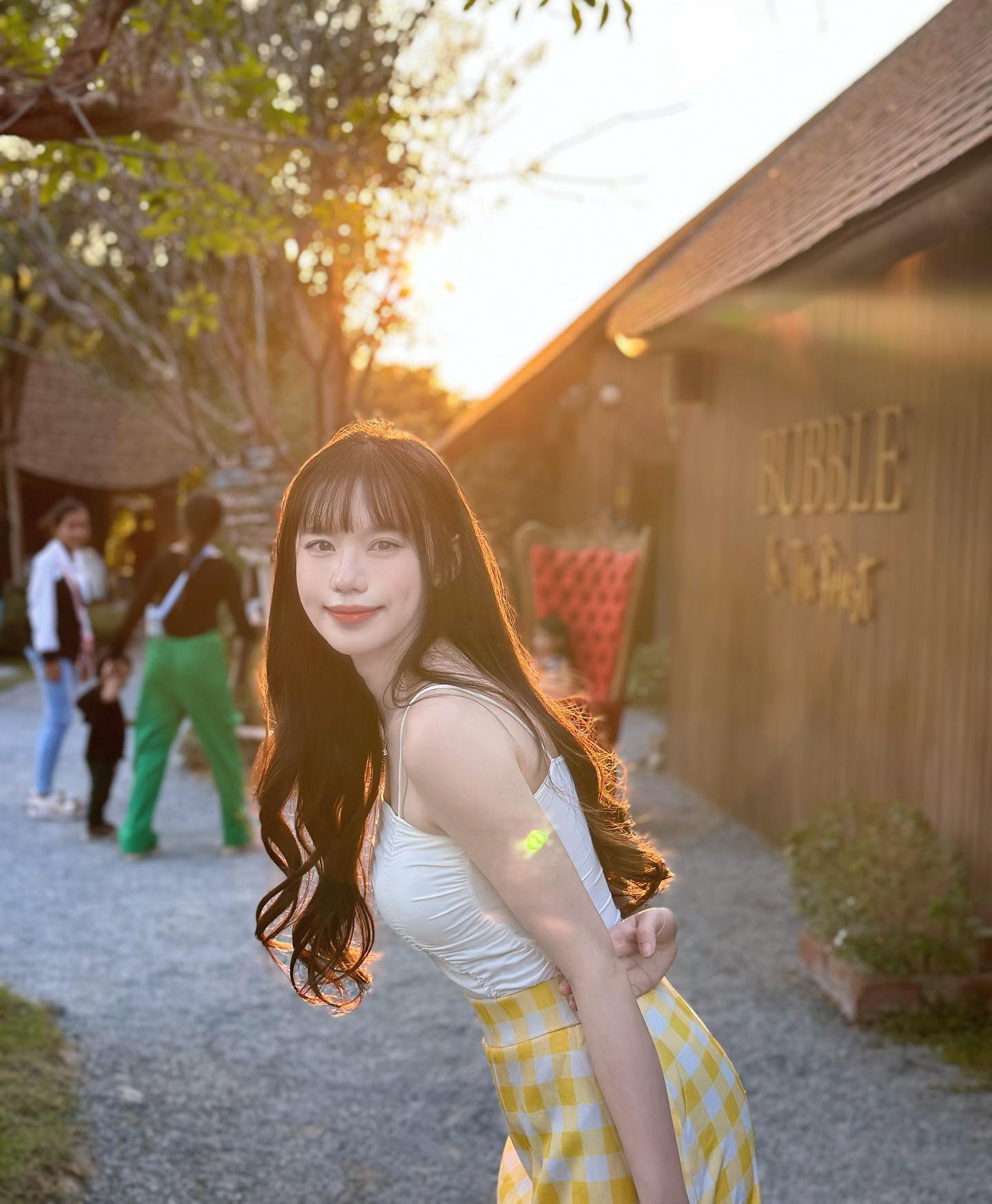 正妹直播主「皮皮17Baby」 穿著性感誘人！甜美笑容盡收眼底-第1章-图片6