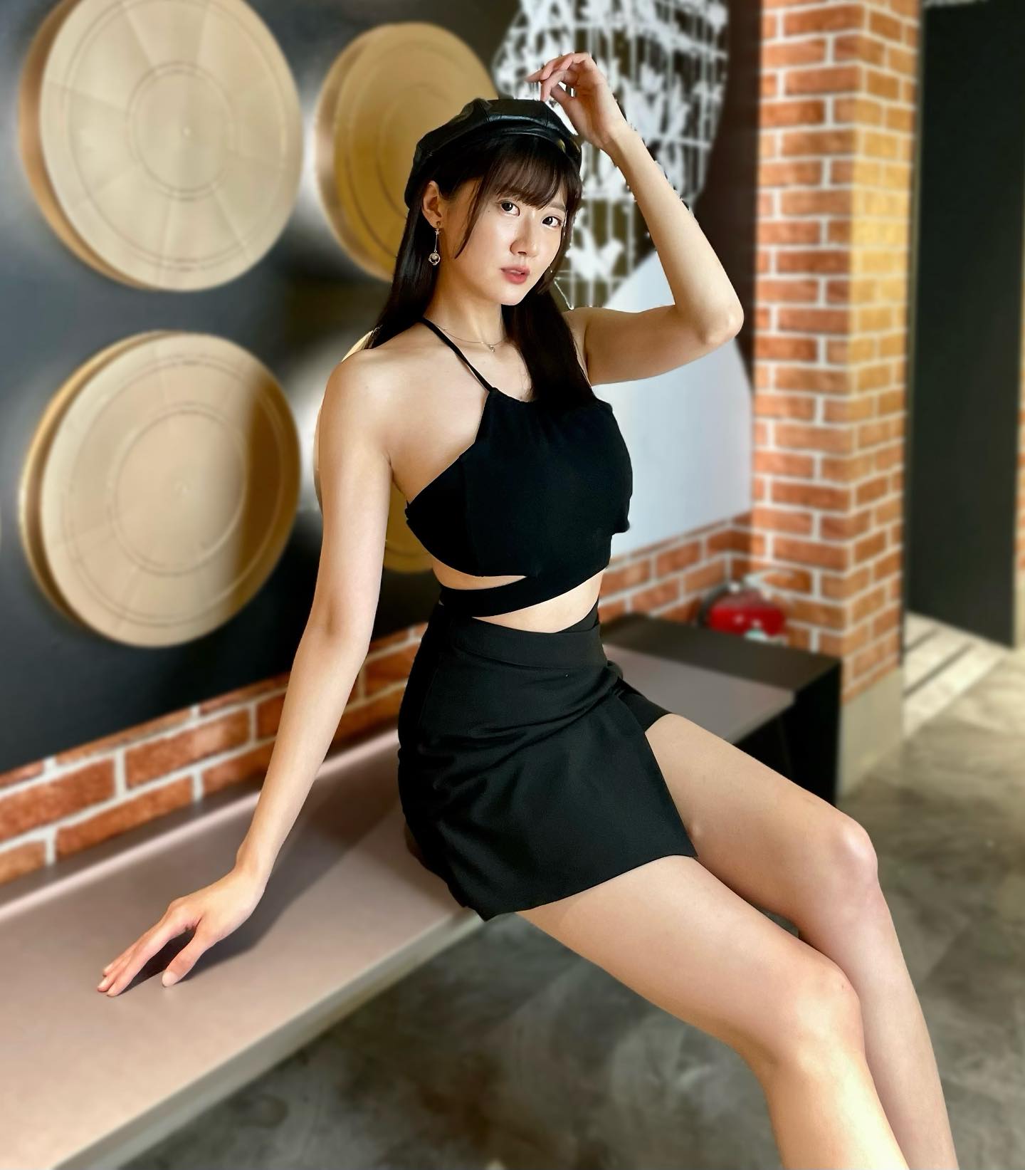 長腿美女「林茉晶」」好甜的誘惑！白皙銷魂視角無法承受-第1章-图片9