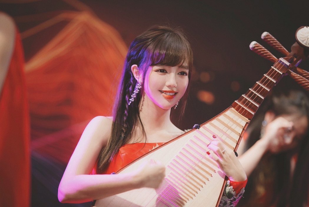 氣質女孩「丘涵」暗藏姣好身材 可甜可性感魅力無窮-第1章-图片4