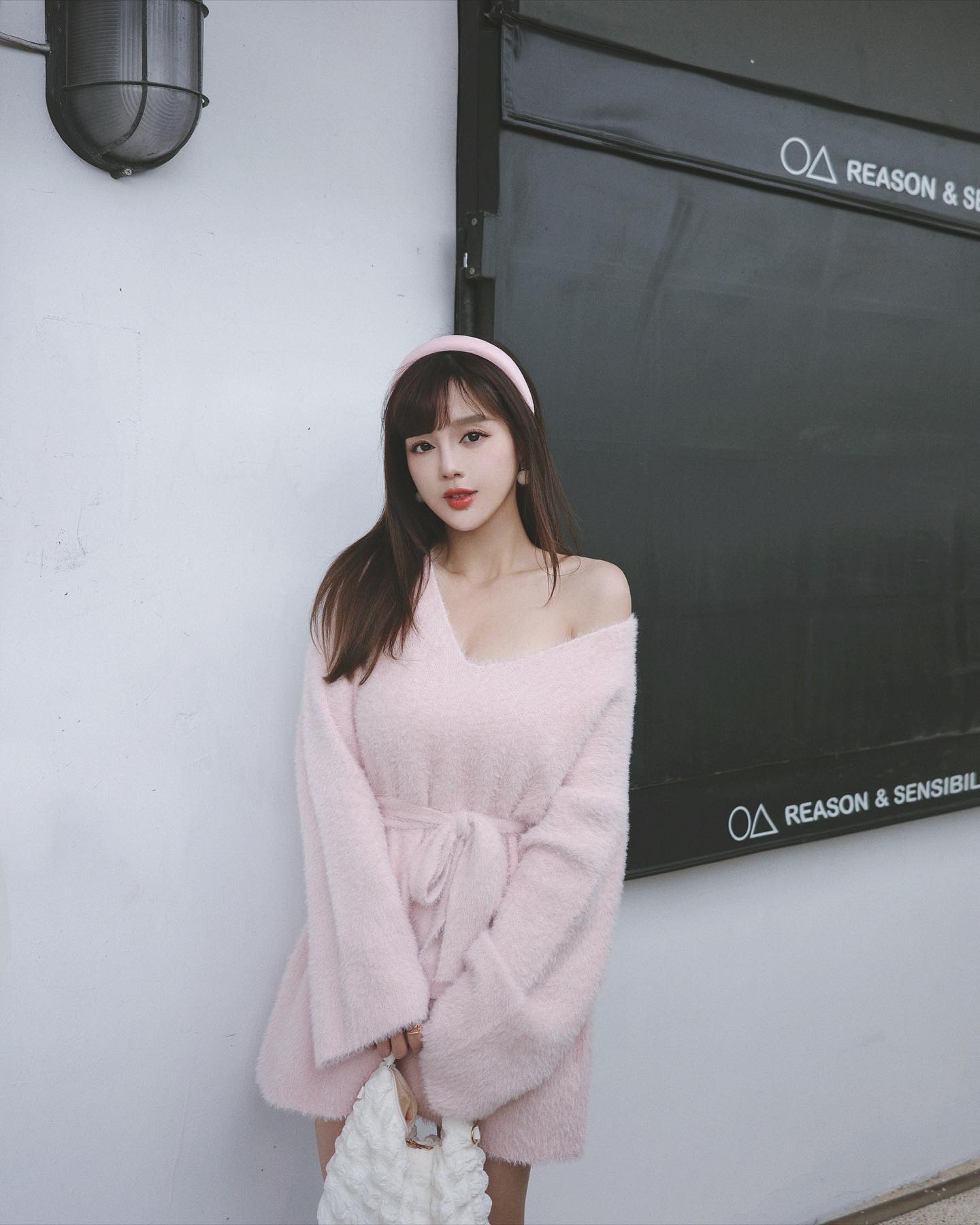 氣質女孩「丘涵」暗藏姣好身材 可甜可性感魅力無窮-第1章-图片9