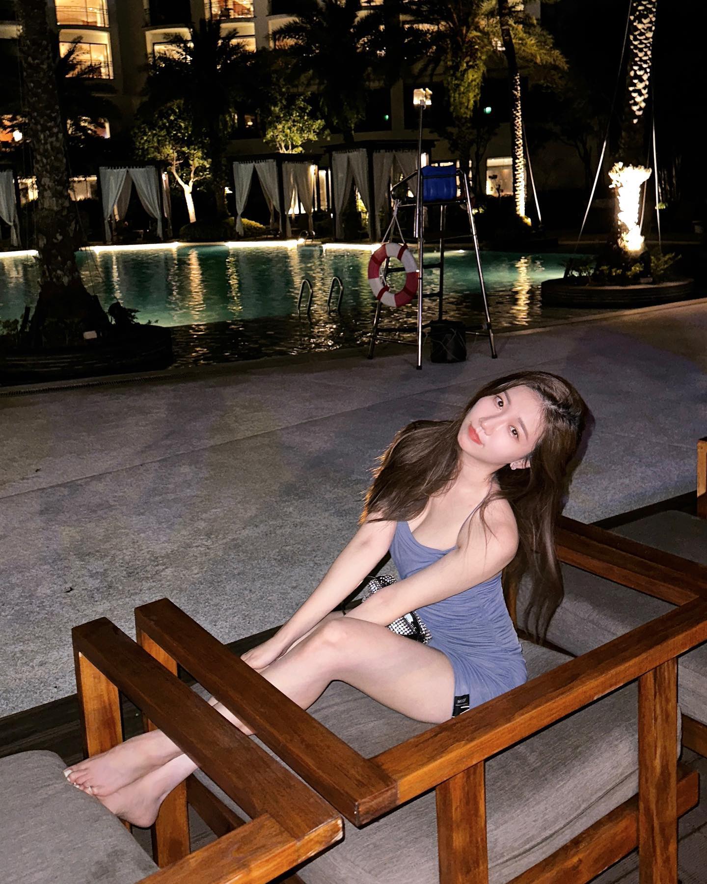 球場女神「游游Mita」天使臉蛋+魔鬼身材散發極致的誘惑-第1章-图片9