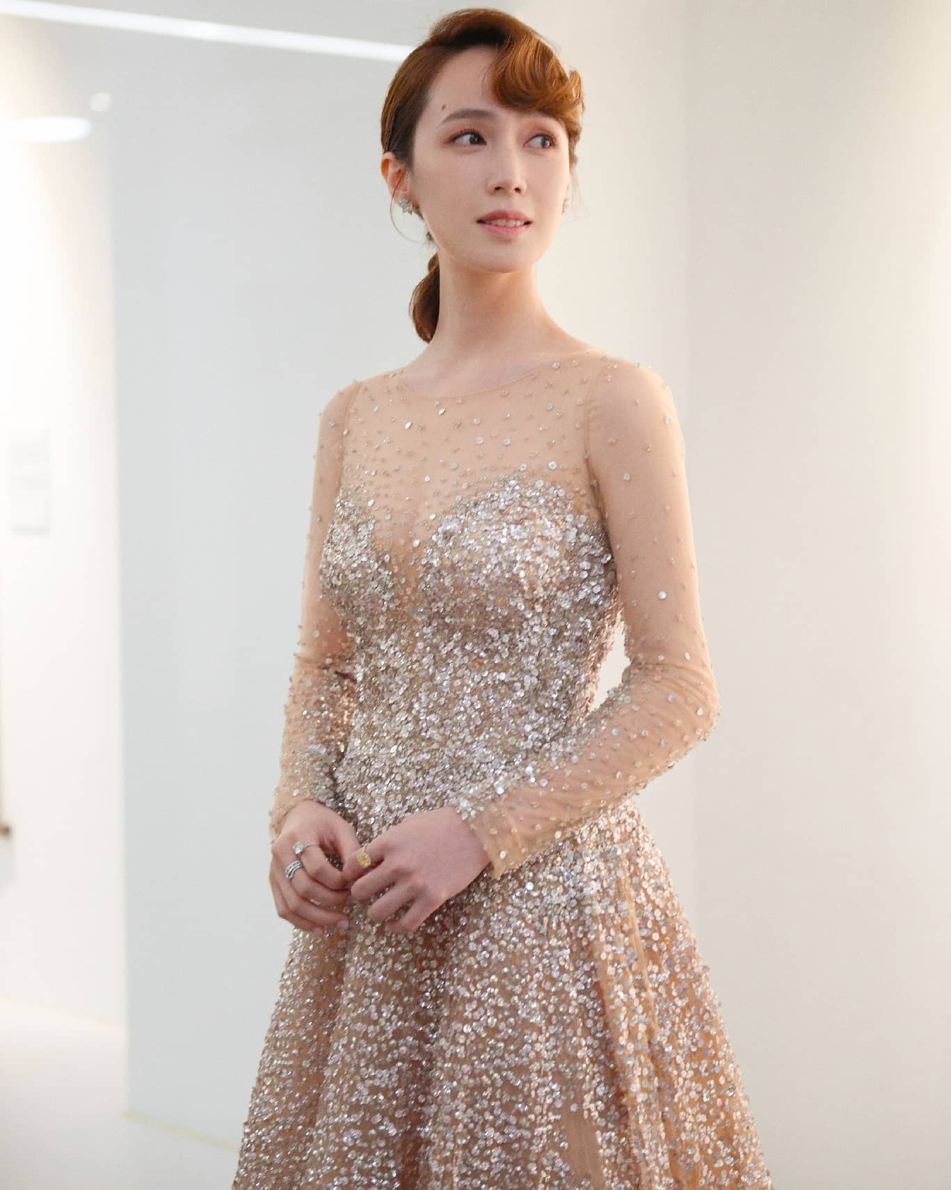 小薰罕曬火辣比基尼外洩「傲人上圍」形狀全被看光-第1章-图片3