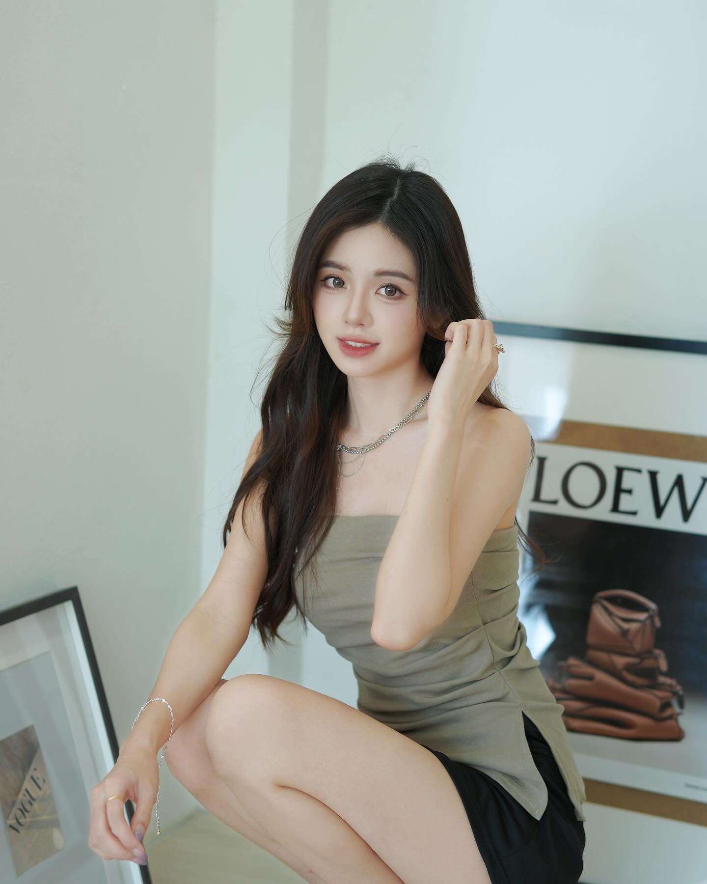 氣質奶妹「Jin Wen 靖汶」波濤洶湧的上圍和緊緻腰身太性感-第1章-图片6