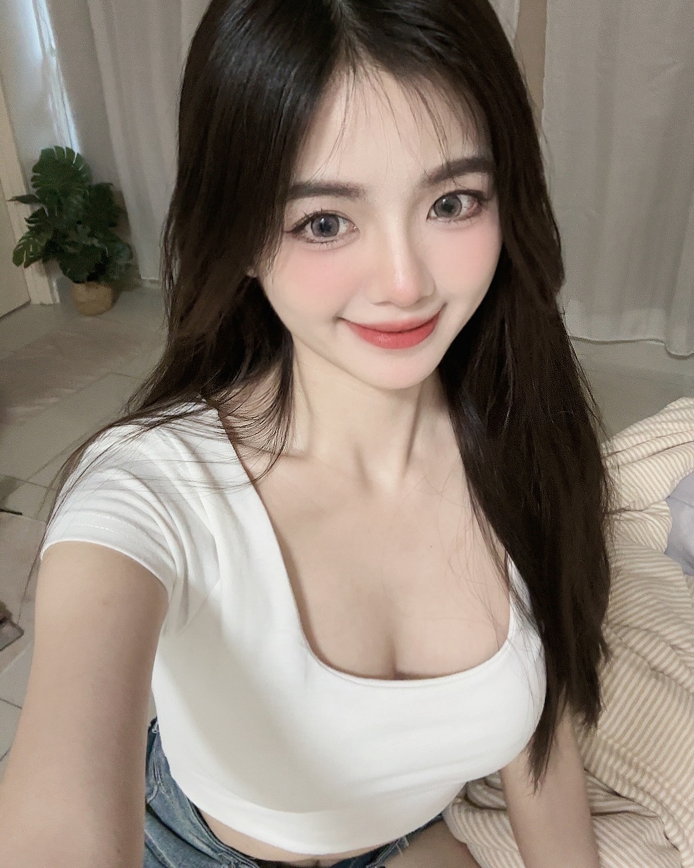 氣質奶妹「Jin Wen 靖汶」波濤洶湧的上圍和緊緻腰身太性感-第1章-图片7