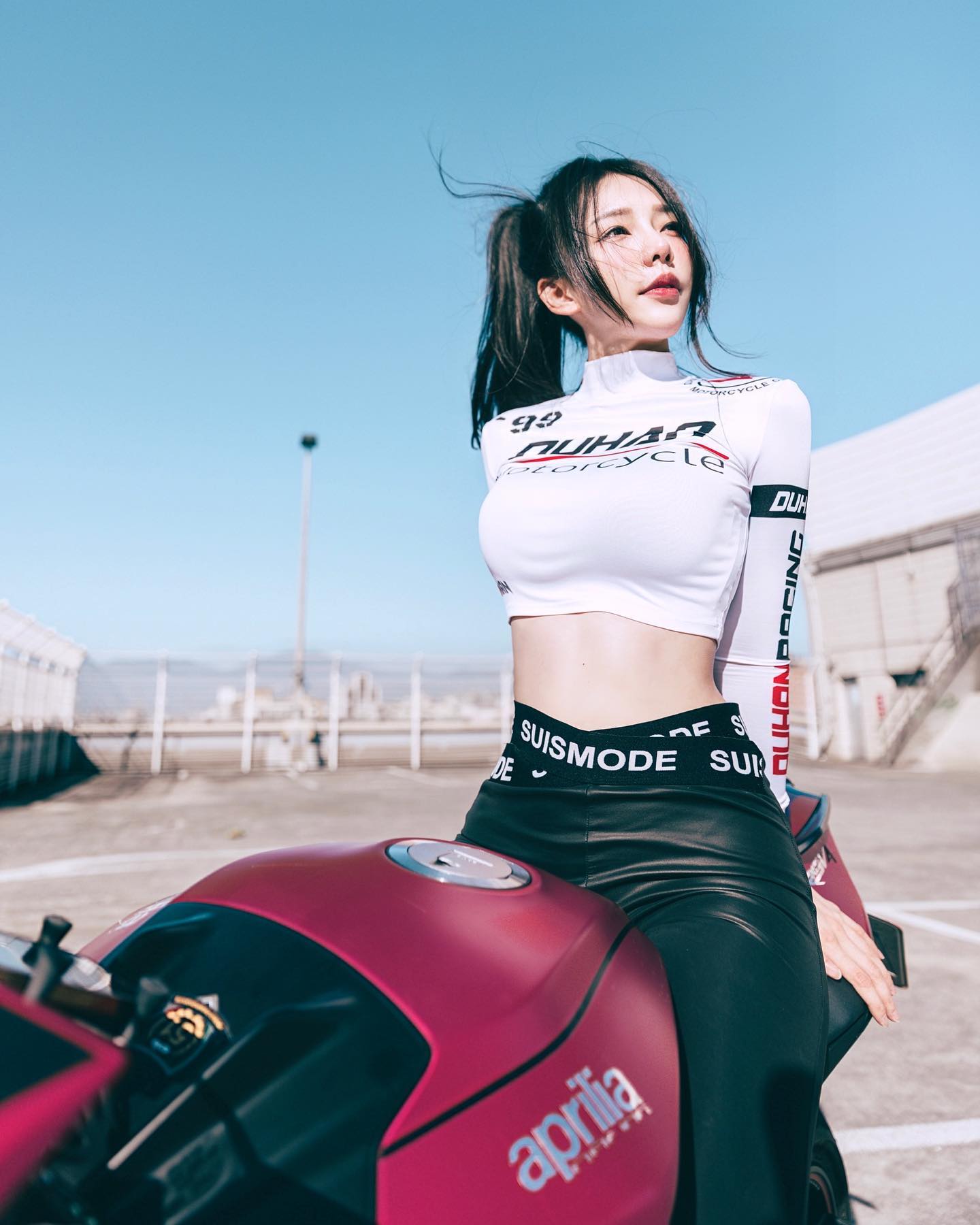 長腿女神「王晨飄Sofia」無法抗拒的誘惑.....一不小心就淪陷-第1章-图片6