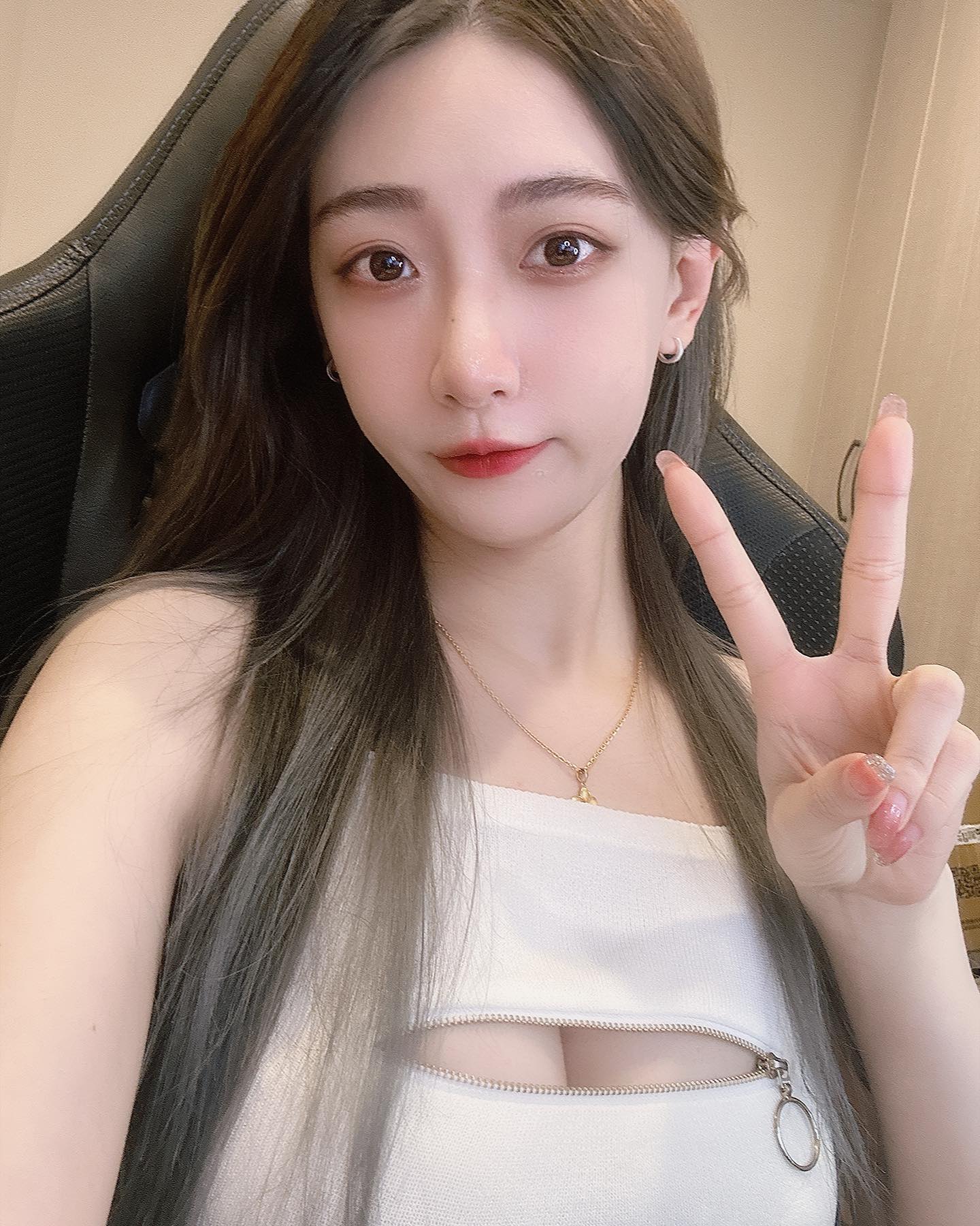 美女「歪歪」白皙Body超吸睛 網嗨炸我沒了！-第1章-图片7