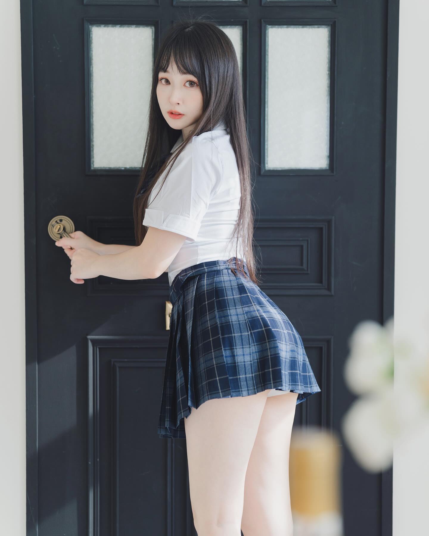 正妹「薇薇」飽滿的胸型弧度火辣誘人 網友狂推-第1章-图片1