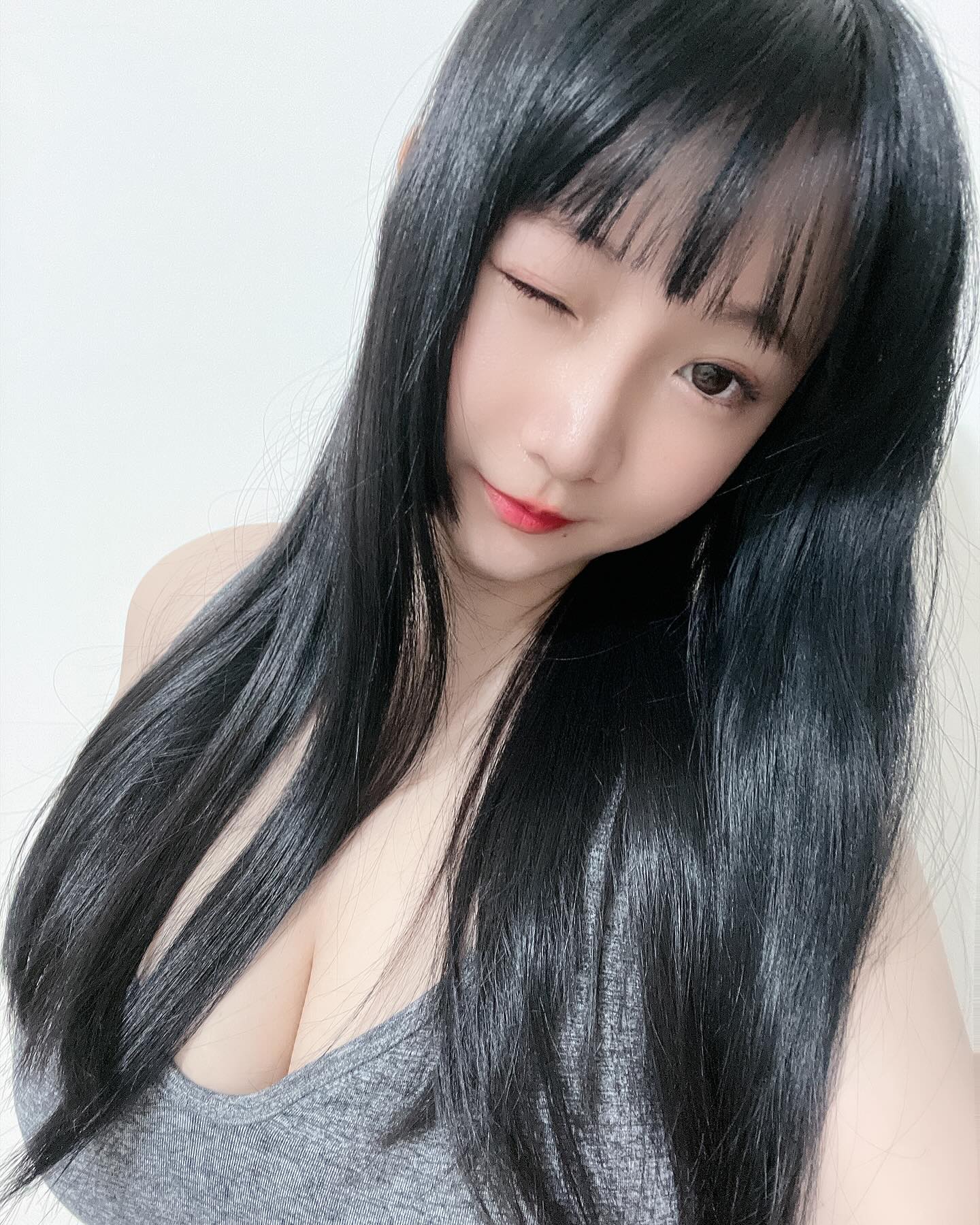 巨乳妹「徐柑仔」火辣身材有夠犯規 太有女人味了-第1章-图片1