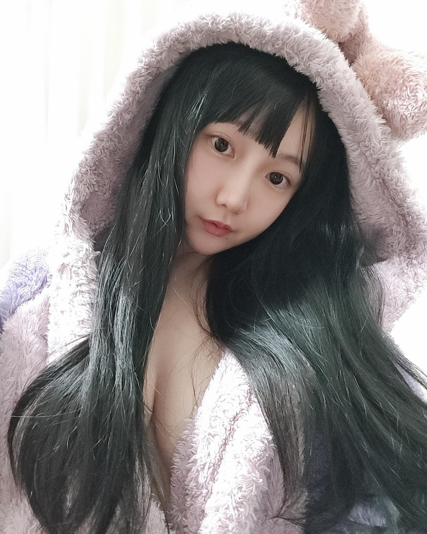 巨乳妹「徐柑仔」火辣身材有夠犯規 太有女人味了-第1章-图片10