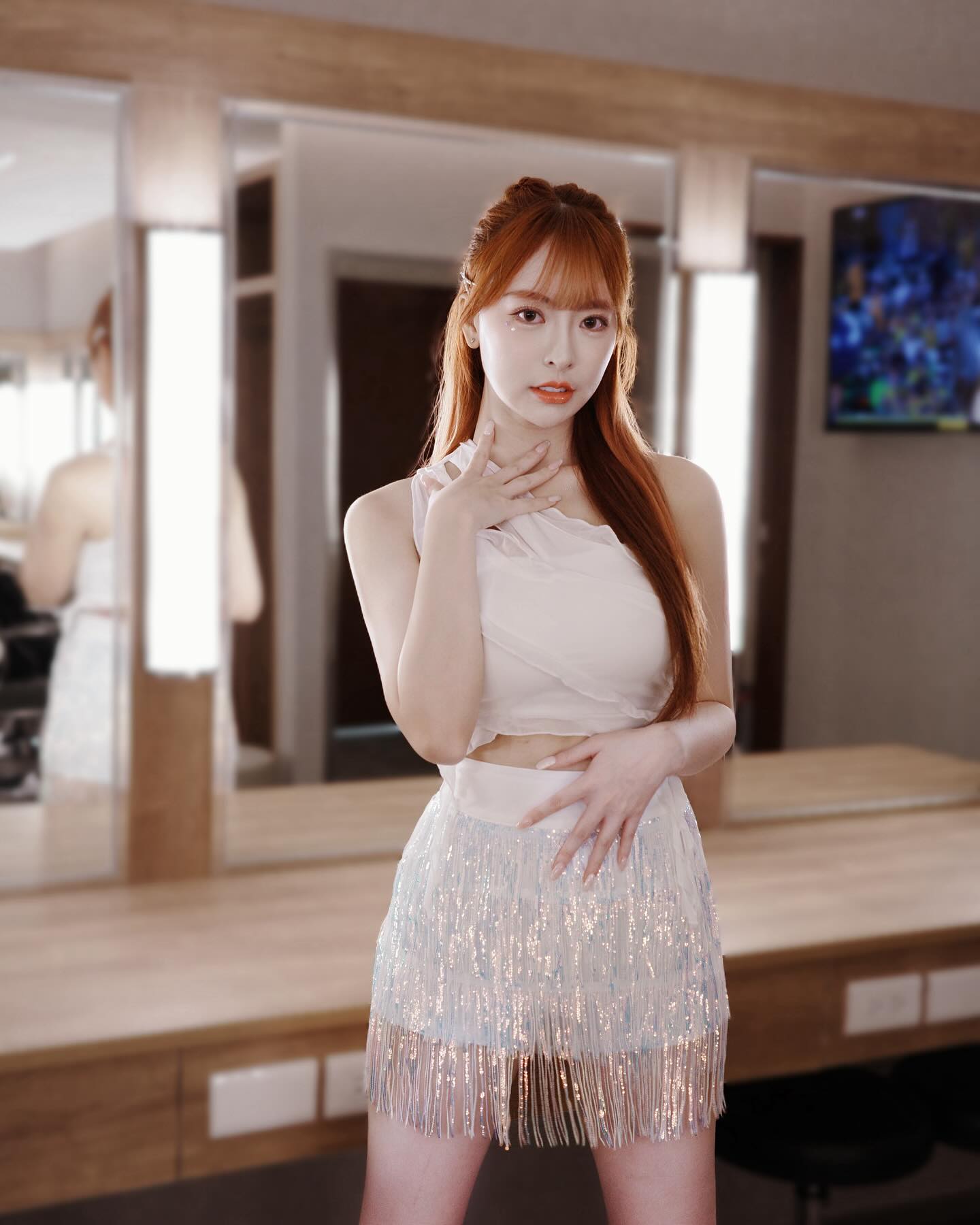 美乳女孩「心韻」小露白嫩養眼畫面 誘惑無人能擋-第1章-图片2