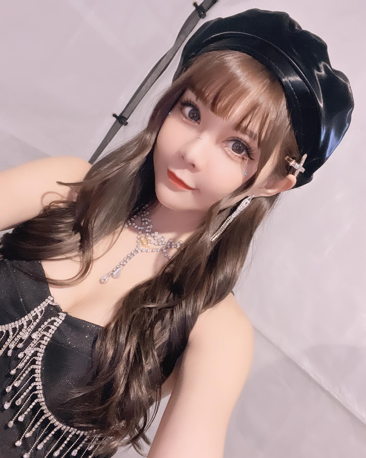 電眼女神「兔寶」美艷外型惹人憐愛 粉絲：全身裝扮真誘惑-第1章-图片5