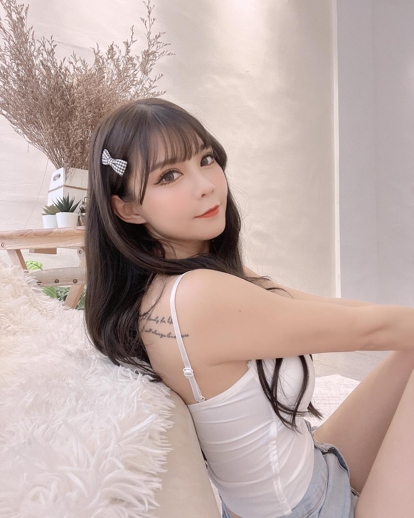 電眼女神「兔寶」美艷外型惹人憐愛 粉絲：全身裝扮真誘惑-第1章-图片8